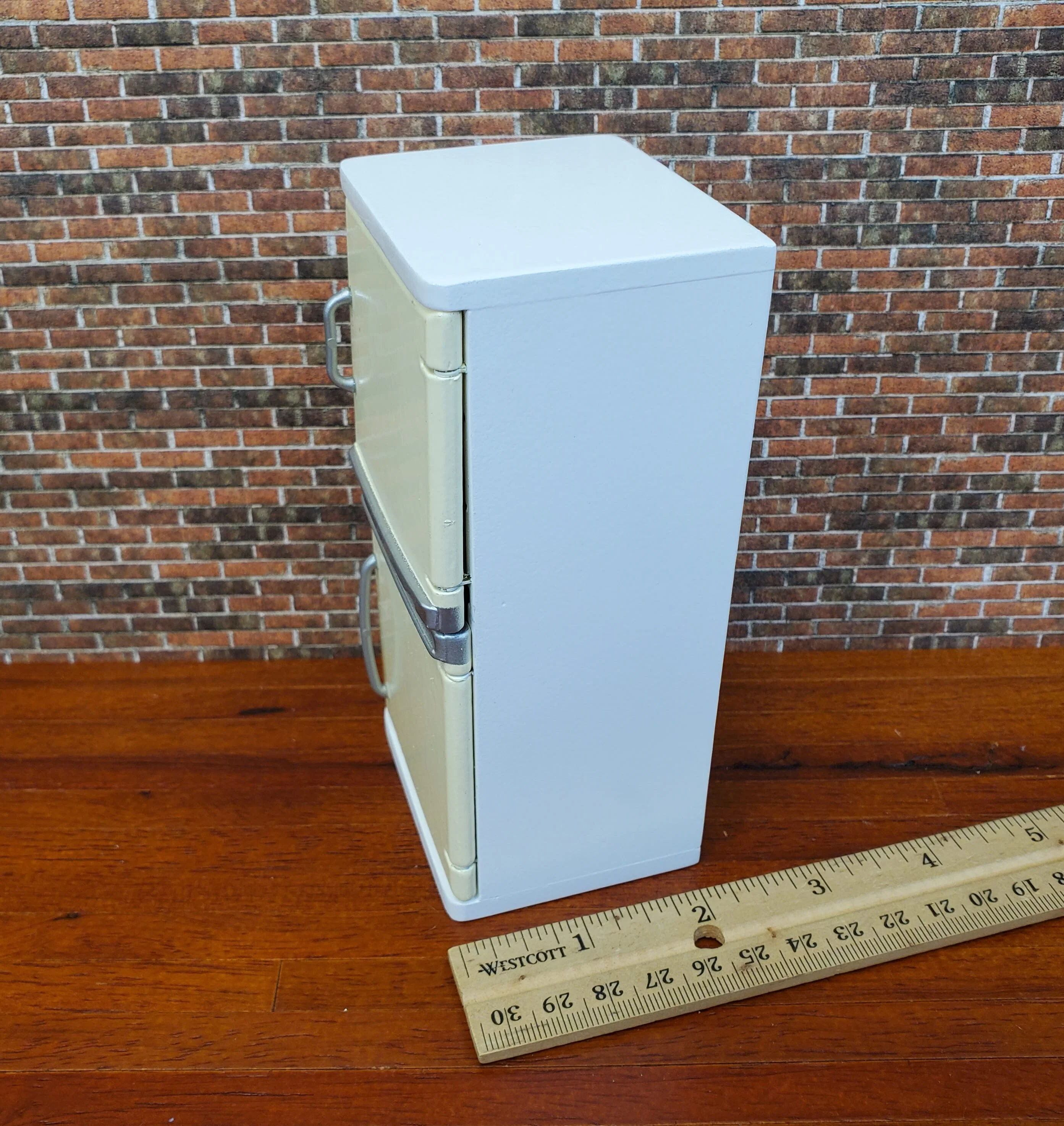 Dollhouse Refrigerator 2 Door Fridge Cream & White Retro Style 1:12 Scale Wood Furniture - Image 4