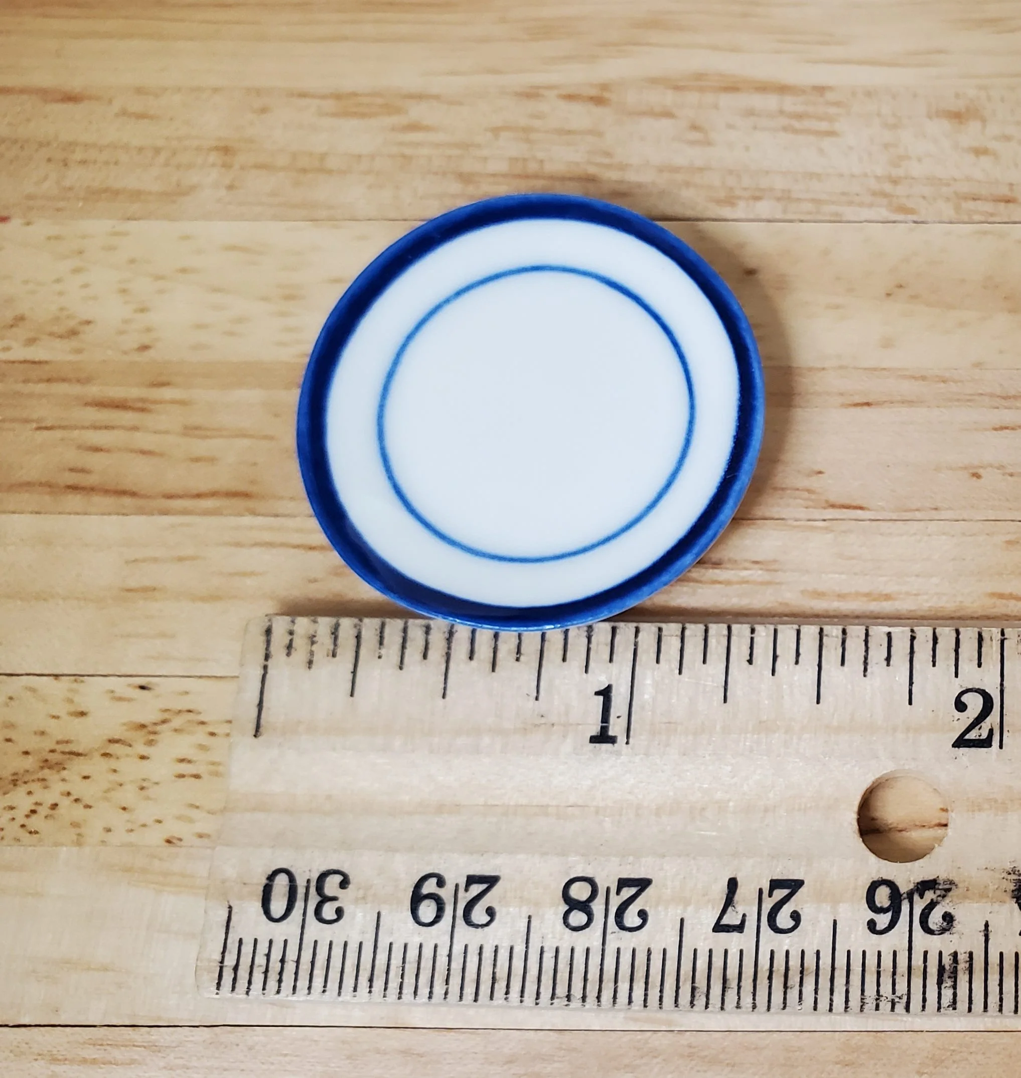 Dollhouse Round Blue & White Ceramic Platter x2 1:12 Scale Miniature - Image 4