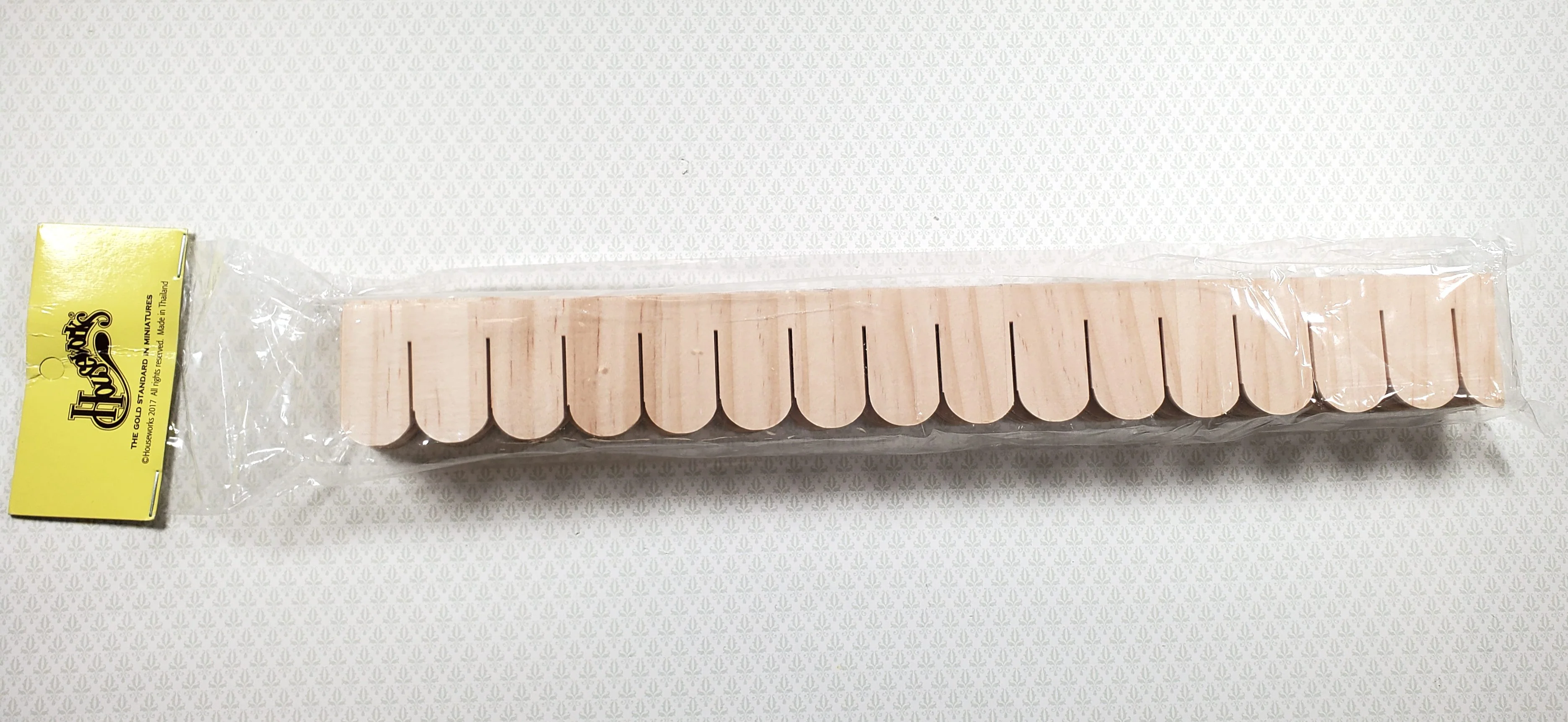 Dollhouse Shingles Wood Strips Fishscale 12 pieces 12" long 1:12 Scale Miniature - Image 2
