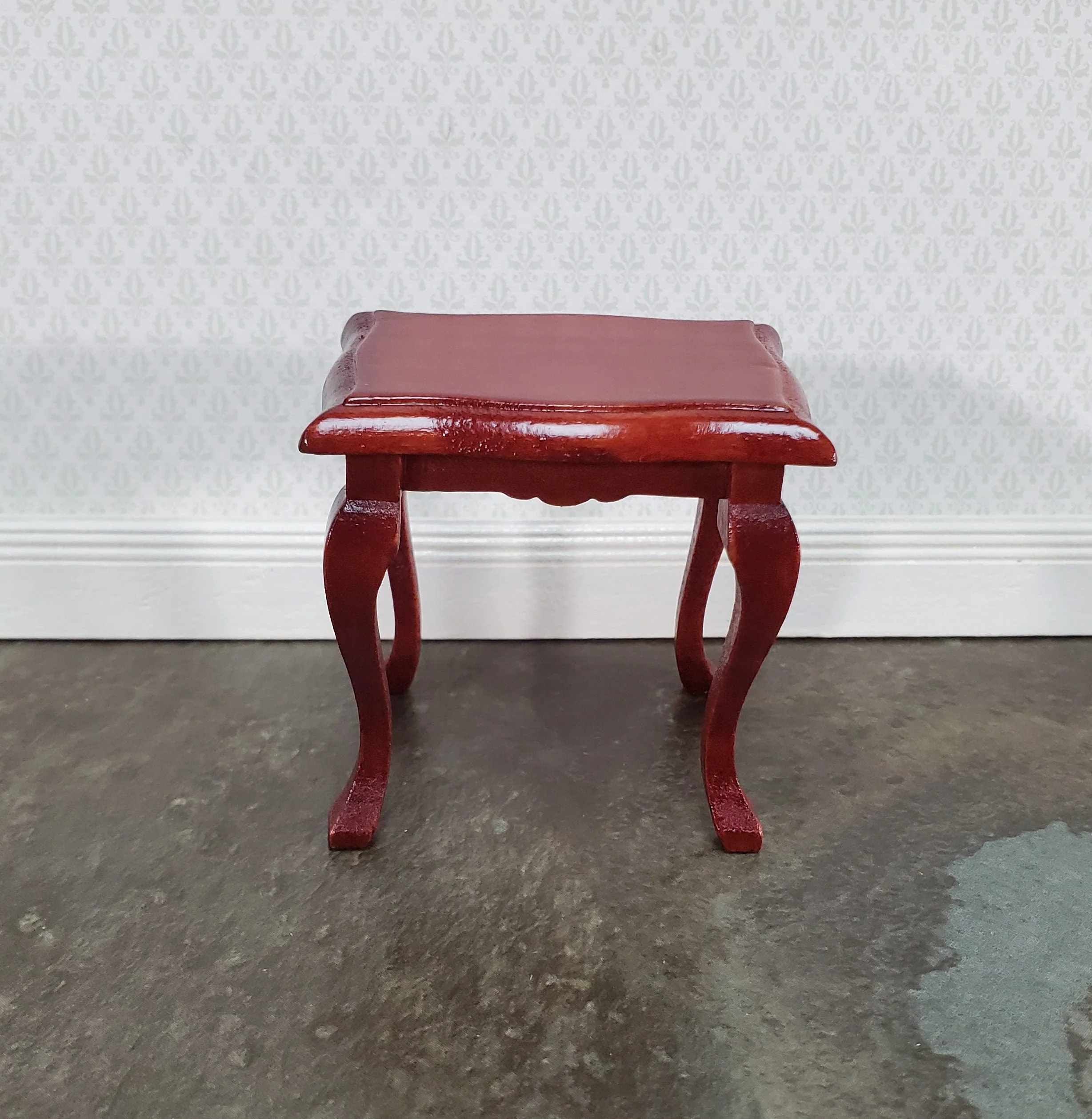 Dollhouse Side or End Table Curvy Top Mahogany Finish Fancy 1:12 Scale Miniature Wood Furniture - Image 2
