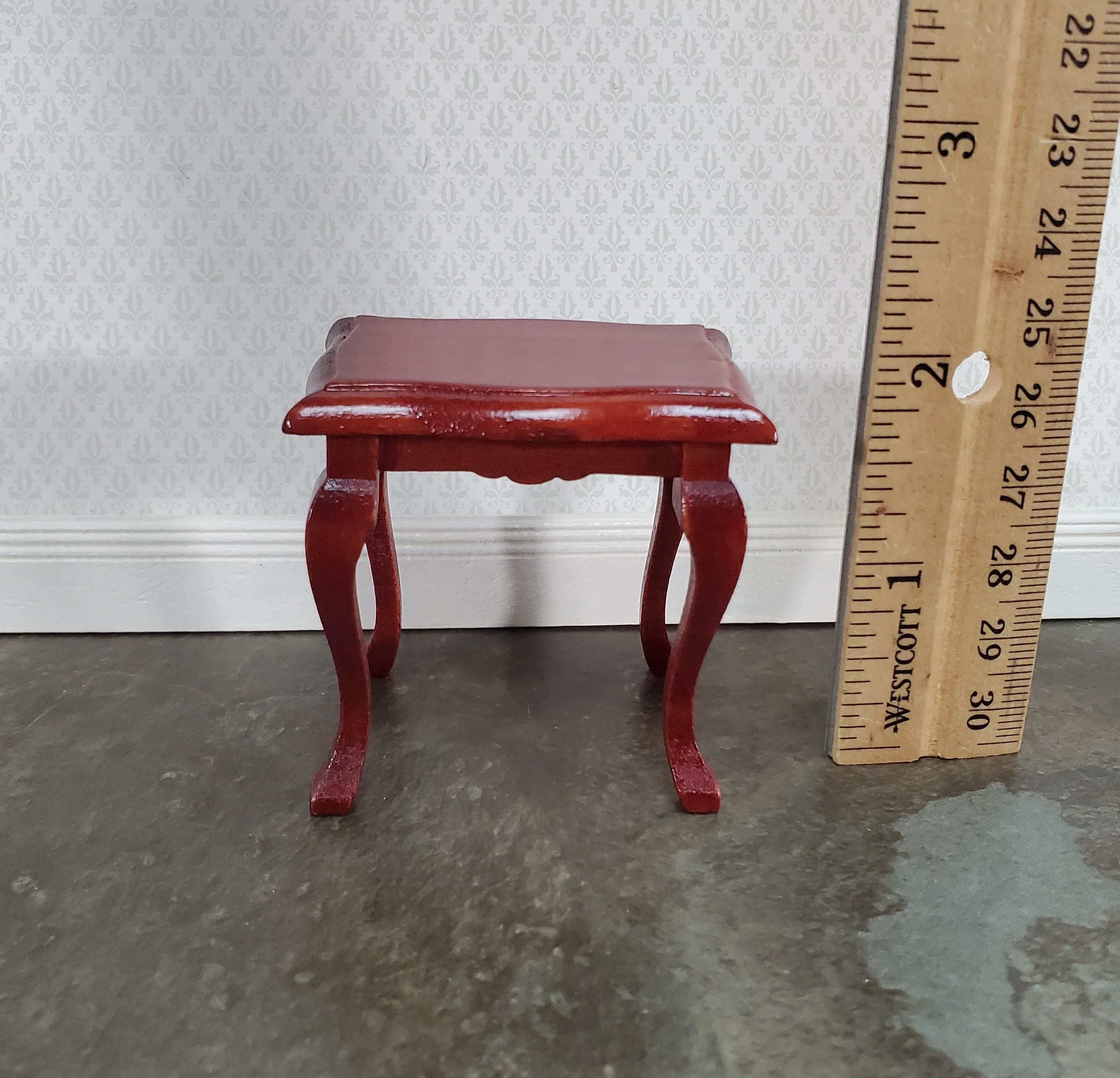 Dollhouse Side or End Table Curvy Top Mahogany Finish Fancy 1:12 Scale Miniature Wood Furniture - Image 3