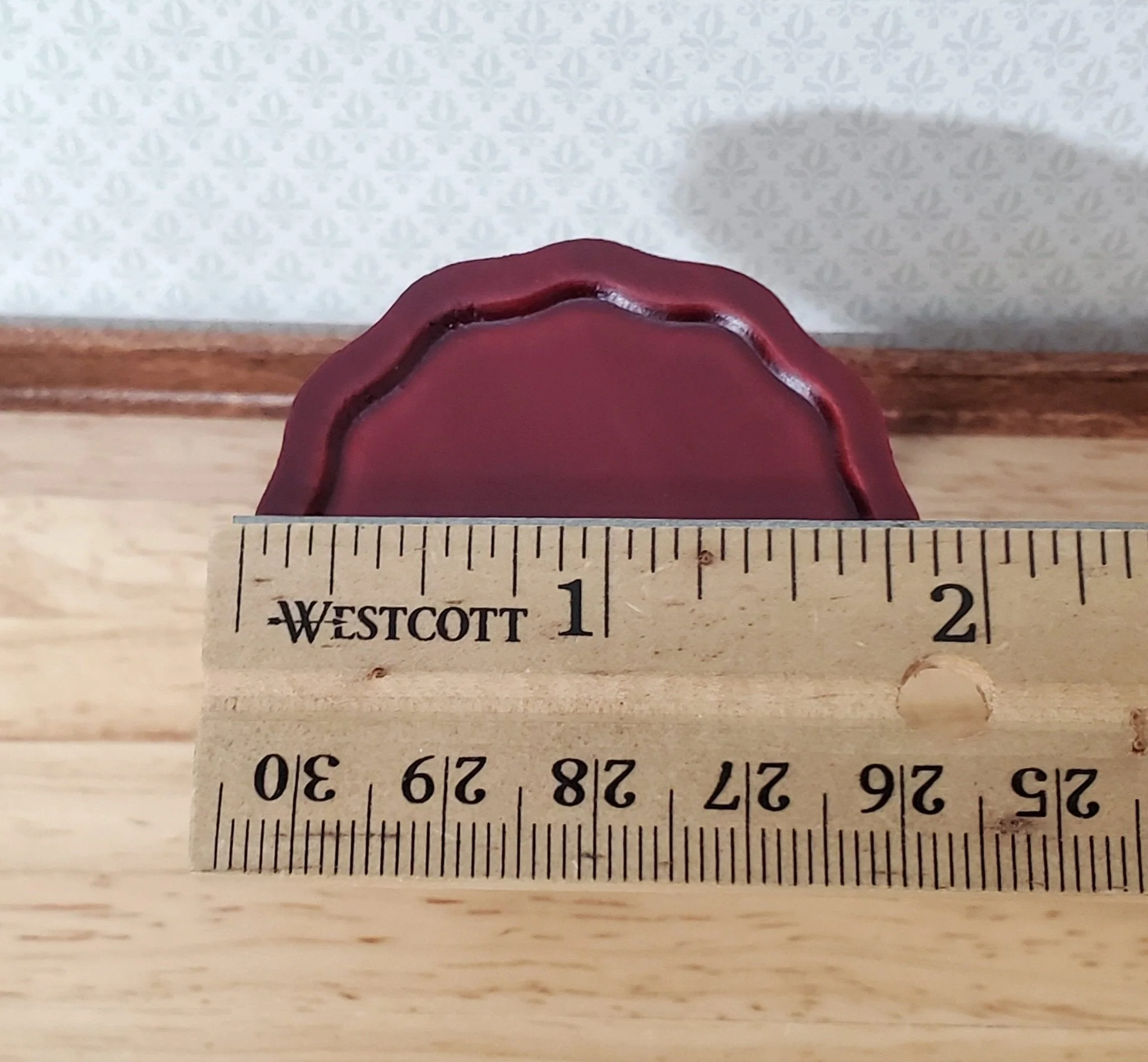 Dollhouse Side Table Pie Crust Style Mahogany Finish 1:12 Scale Wood Furniture - Image 4