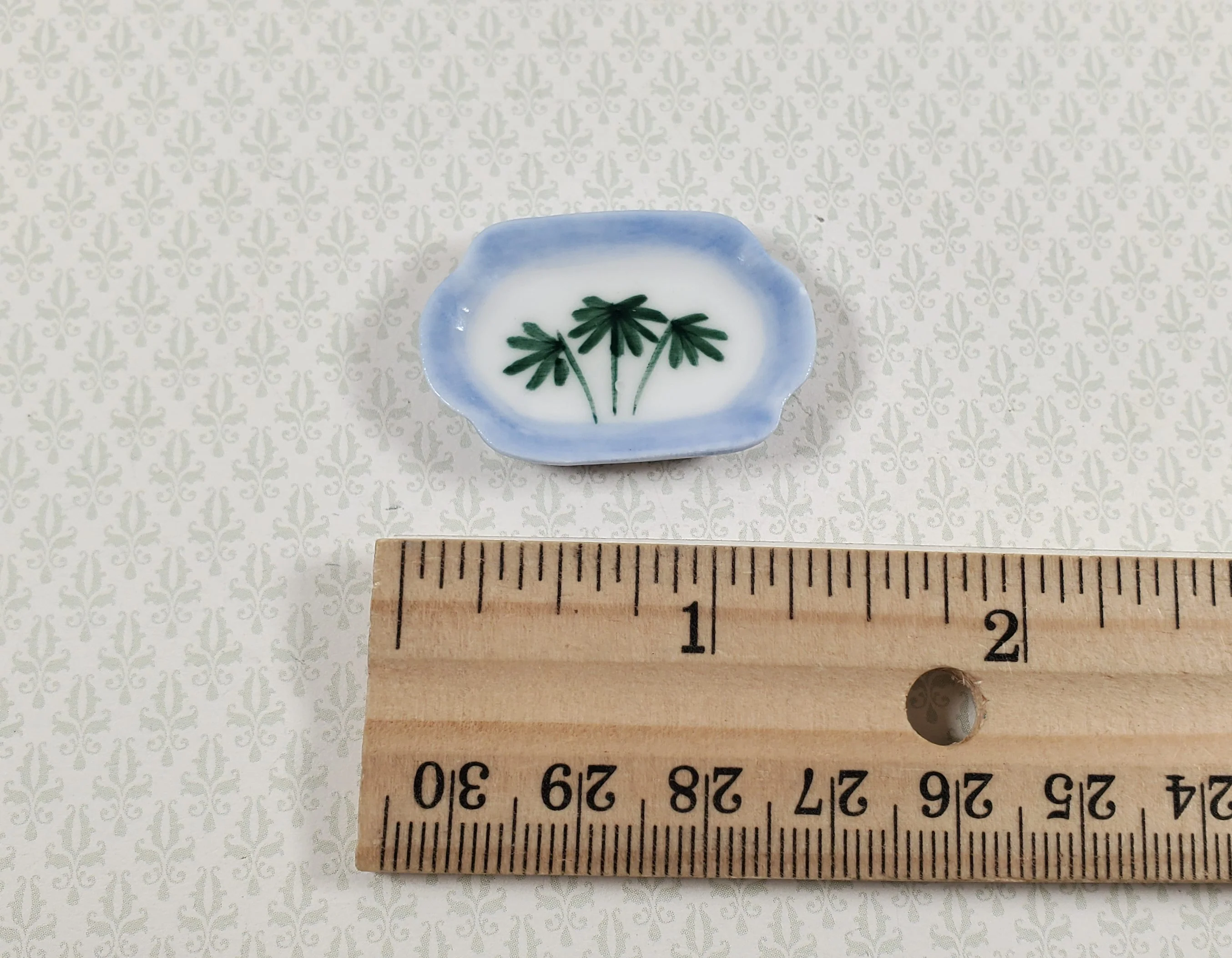 Dollhouse Small Ceramic Platter Palm Tree Decoration 1:12 Scale Miniature - Image 3