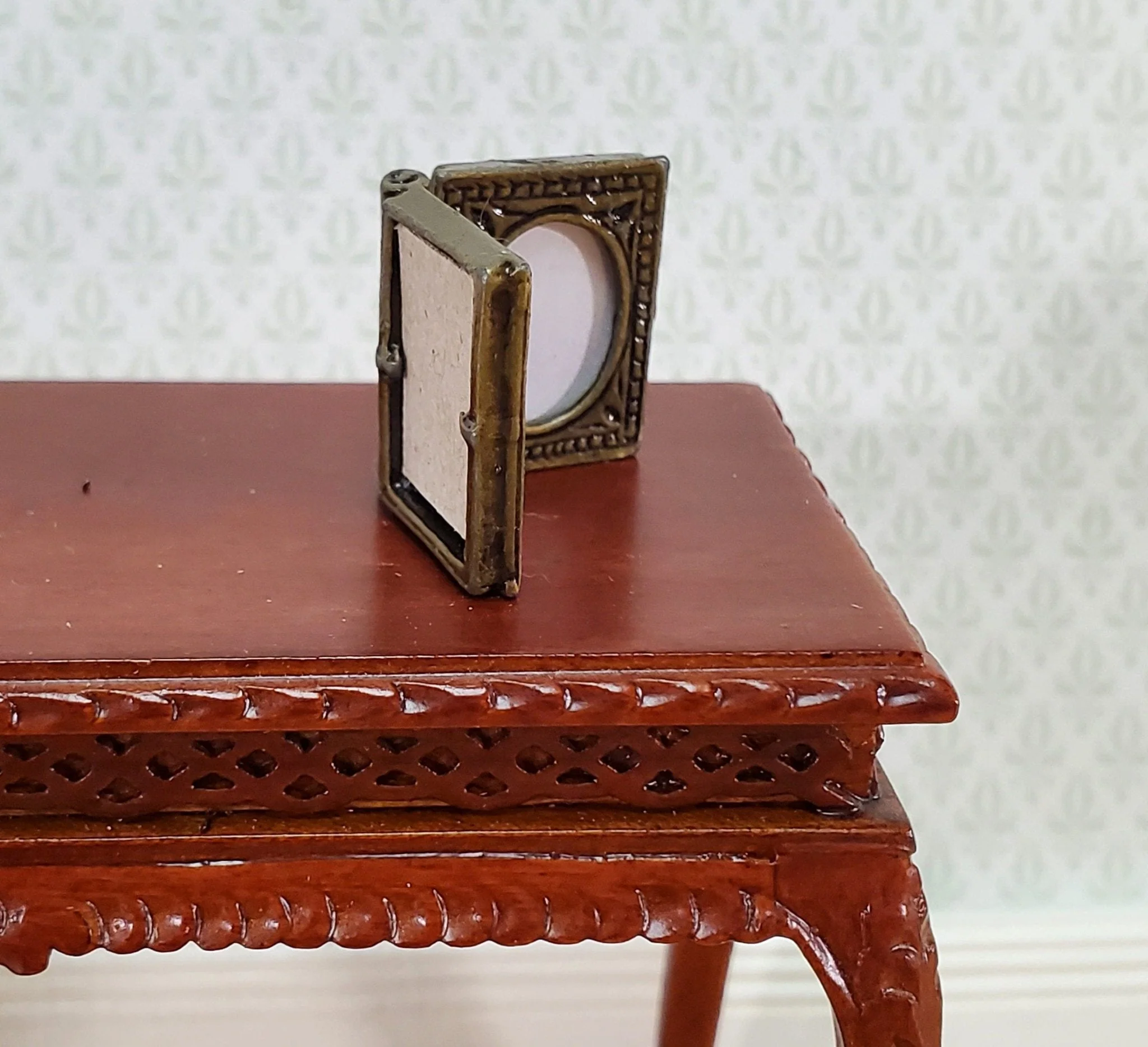 Dollhouse Small Double Picture Frame Bronze Oval Opening 1:12 Scale Miniature Metal - Image 2