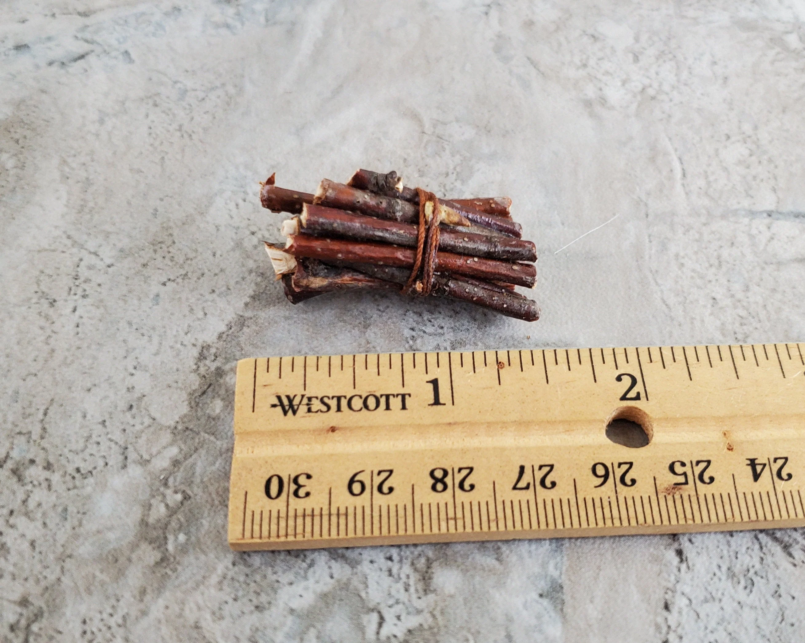 Dollhouse Small Kindling Bundle Logs for Fireplace Firewood 1:12 Scale Miniatures - Image 3