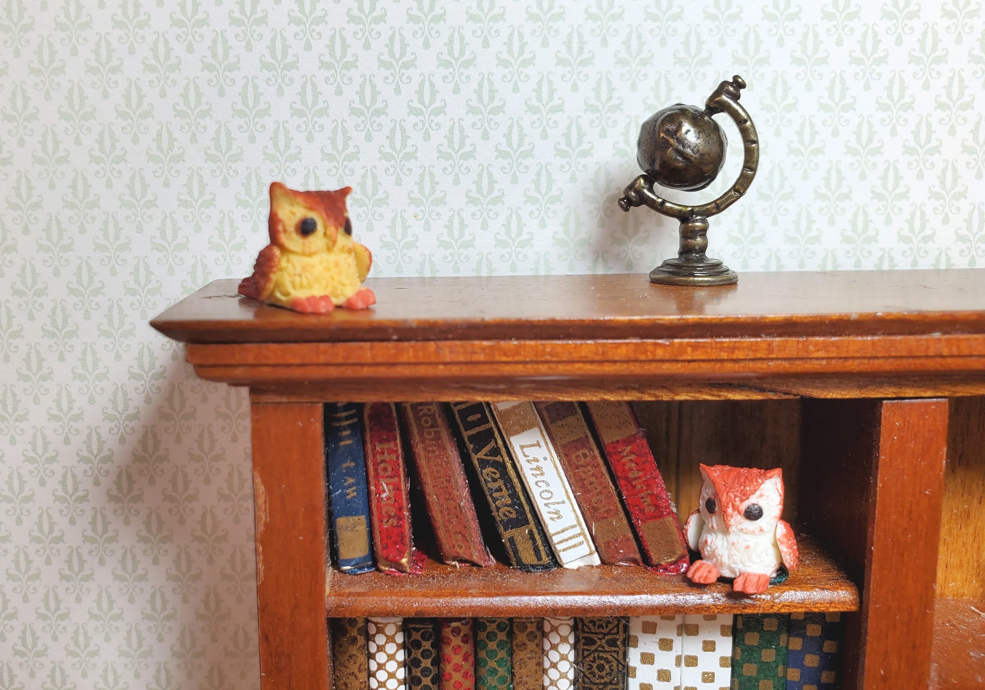 Dollhouse Small Owls Set of 2 1:12 Scale Miniature Pet Animals Accessories - Image 2
