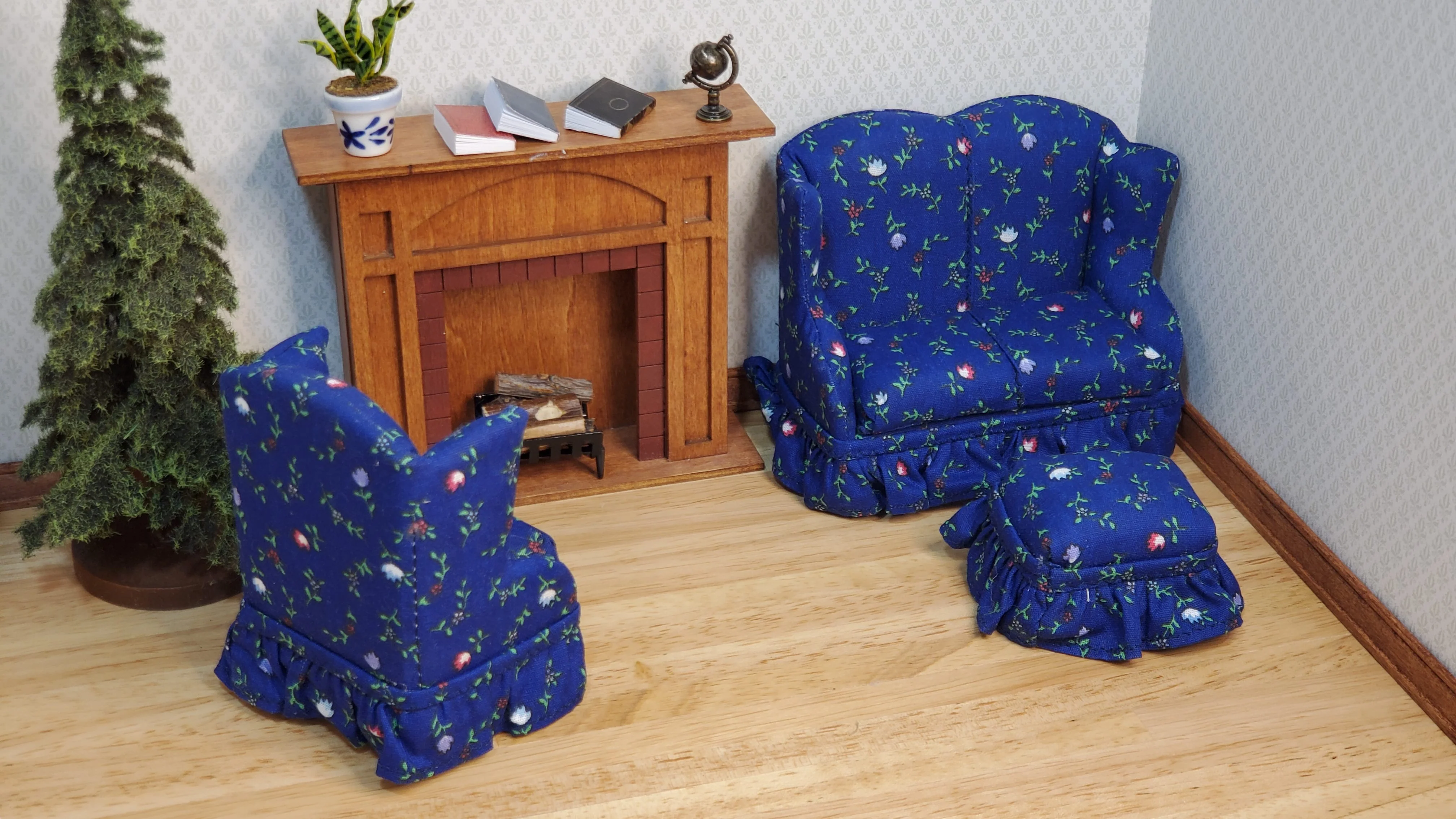 Dollhouse Small Sofa Chair Ottoman Dark Blue Floral 1:12 Scale Miniature Furniture - Image 2