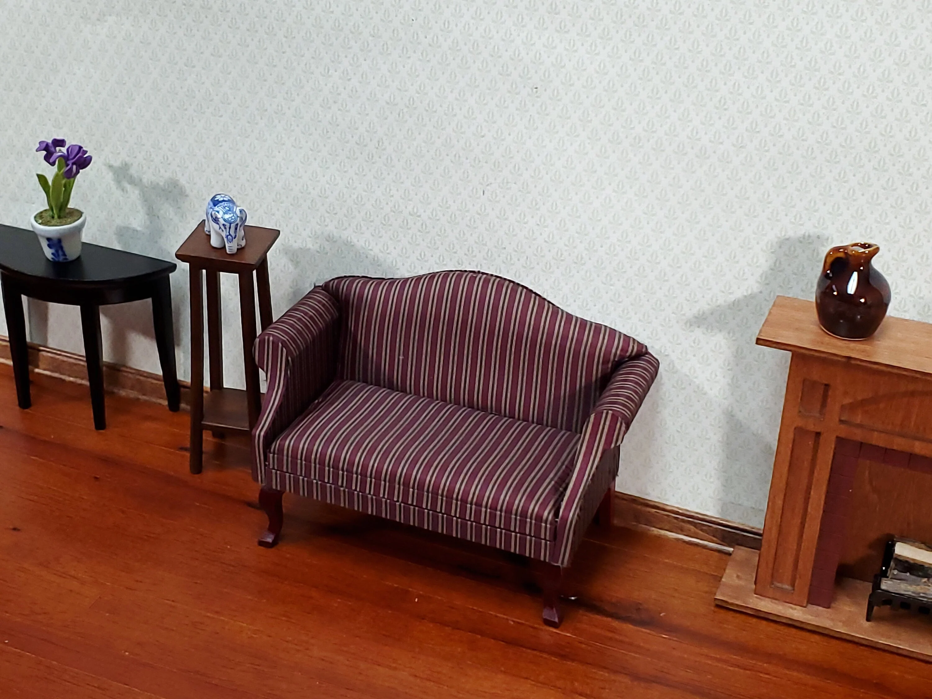 Dollhouse Sofa Couch Maroon Striped Fabric 1:12 Scale Miniature Furniture - Image 4