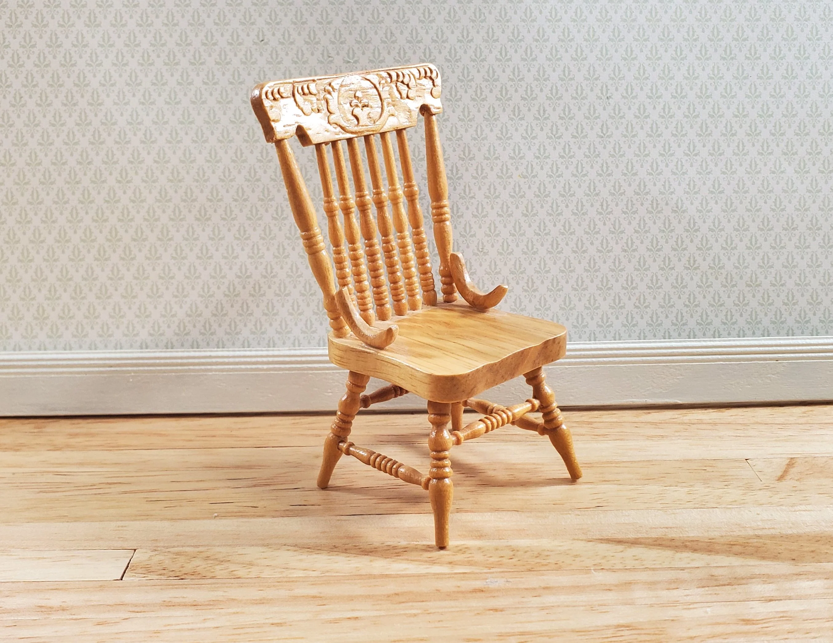 Dollhouse Spindle Back Kitchen Chair Light Oak Finish 1:12 Scale Miniature