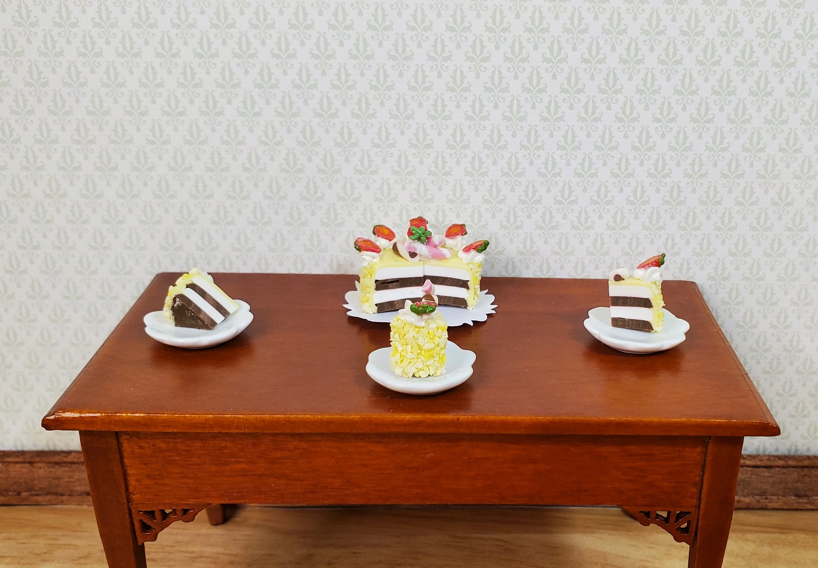 Dollhouse Strawberry Topped Cake Sliced 1:12 Scale Miniature Dessert Food Bakery - Image 2