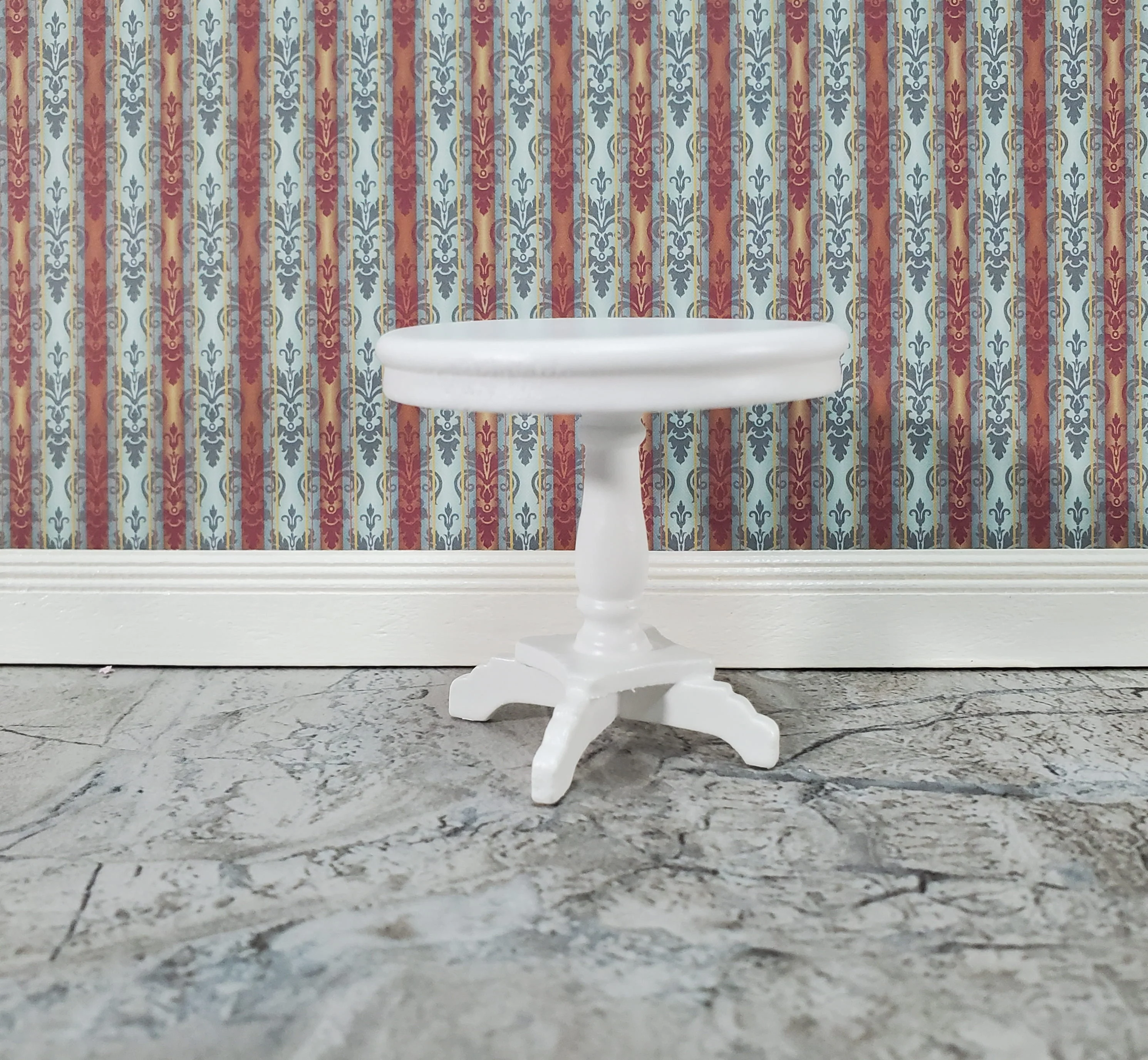Dollhouse Table White Small Round Side End Table 1:12 Scale Miniature Furniture - Image 2