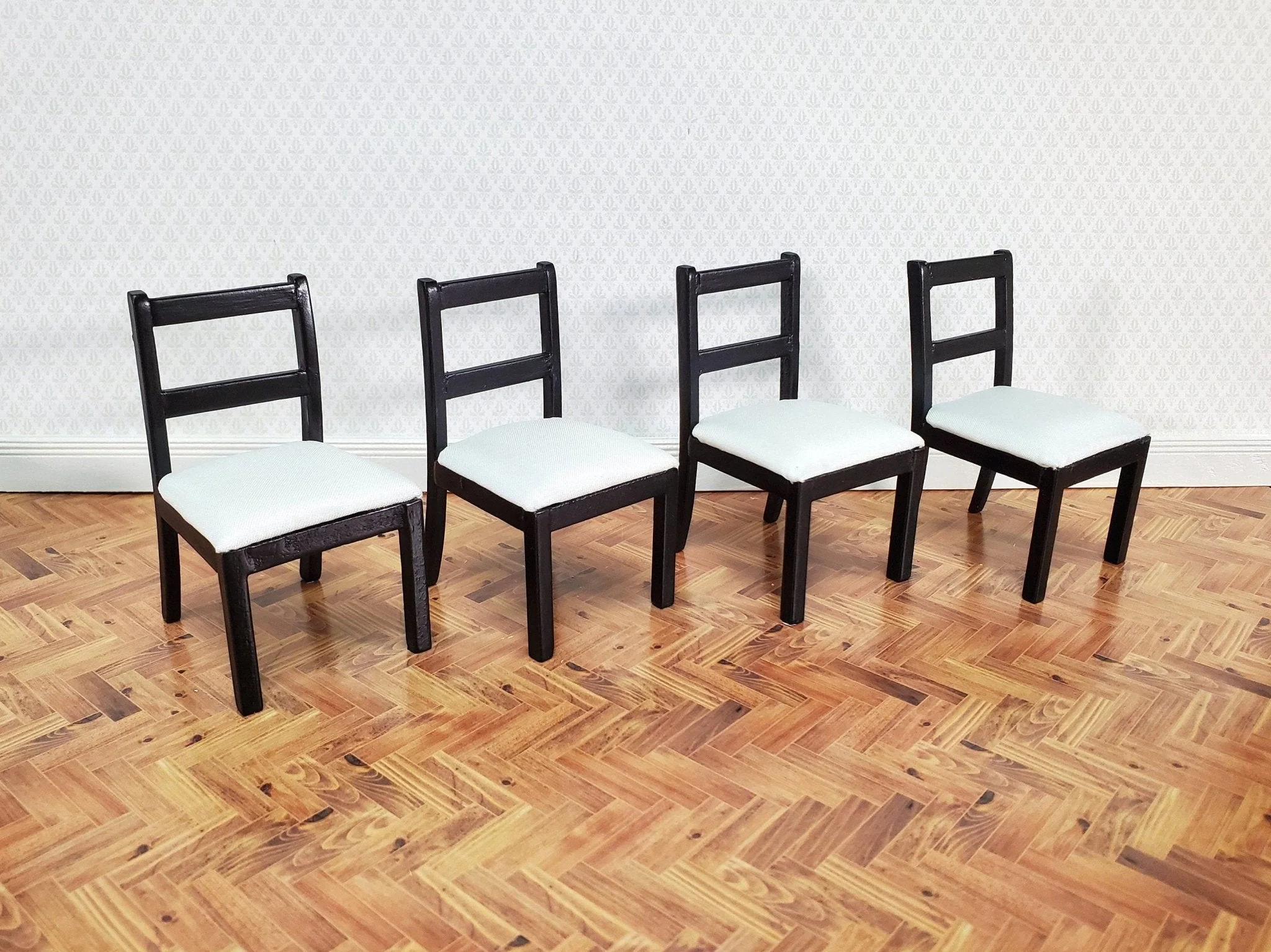 Dollhouse Table with 4 Chairs Black & White 1:12 Scale Dining Room Miniatures Furniture - Image 3
