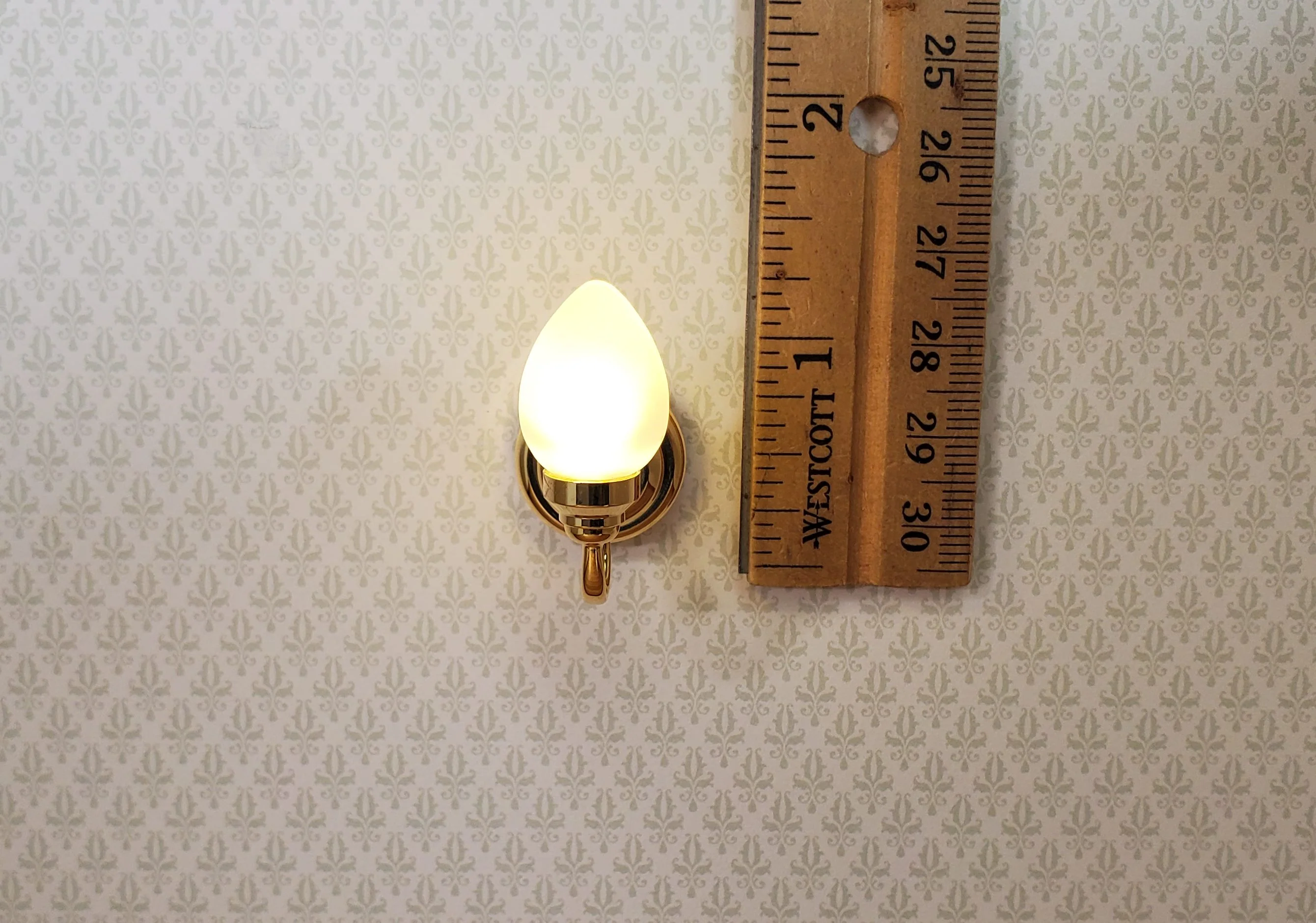 Dollhouse Tear Drop Sconce Battery Operated with Wand 1:12 Scale Miniature Lamp - Image 6
