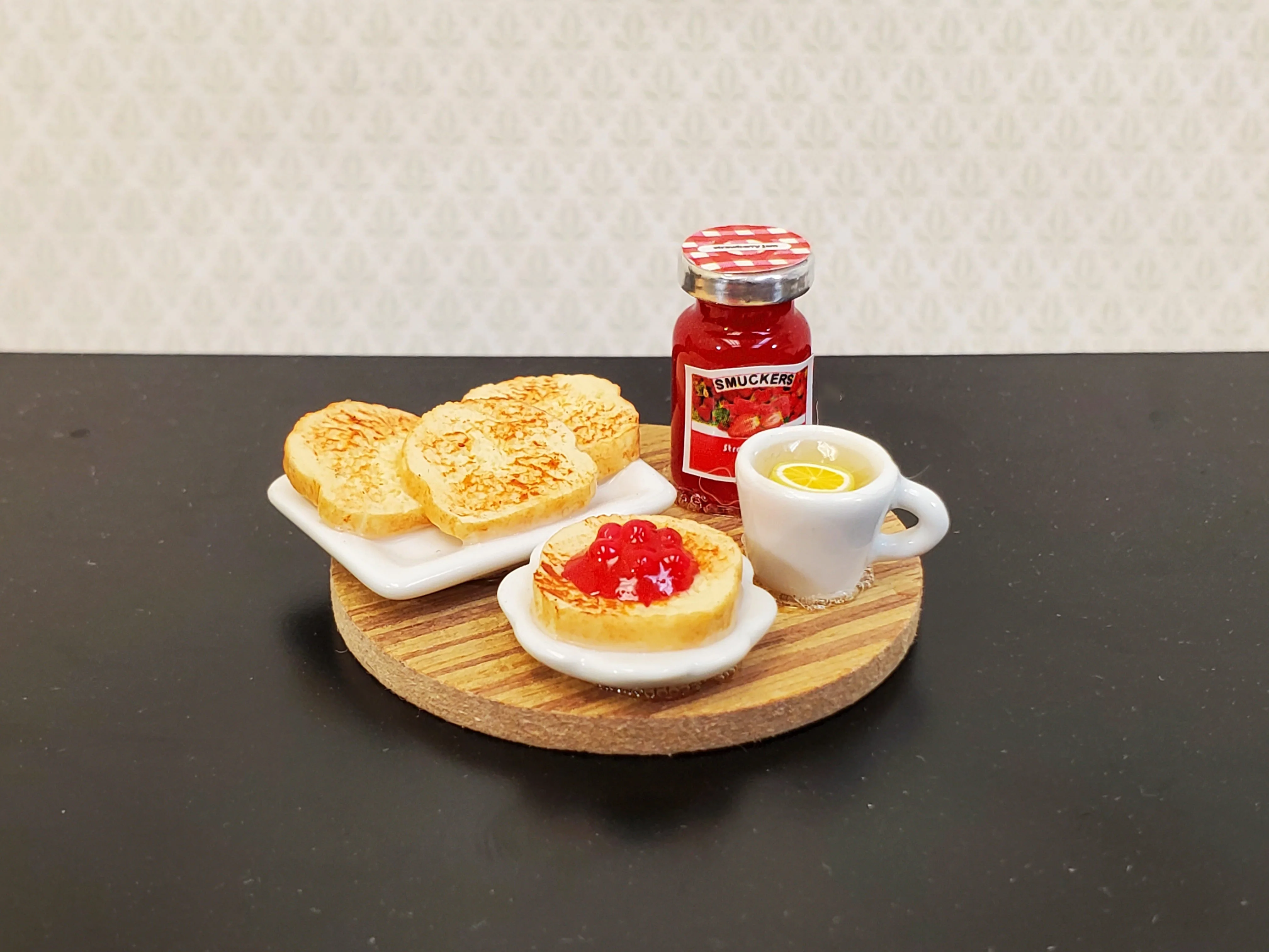 Dollhouse Toast Set with Jelly Plates &Tea on Cutting Board 1:12 Scale Miniature Food Kitchen - Image 2