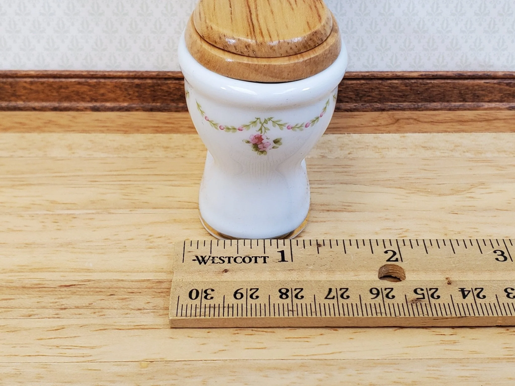 Dollhouse Toilet by Reutter Porcelain Victorian Rose Design 1:12 Scale Miniature - Image 4