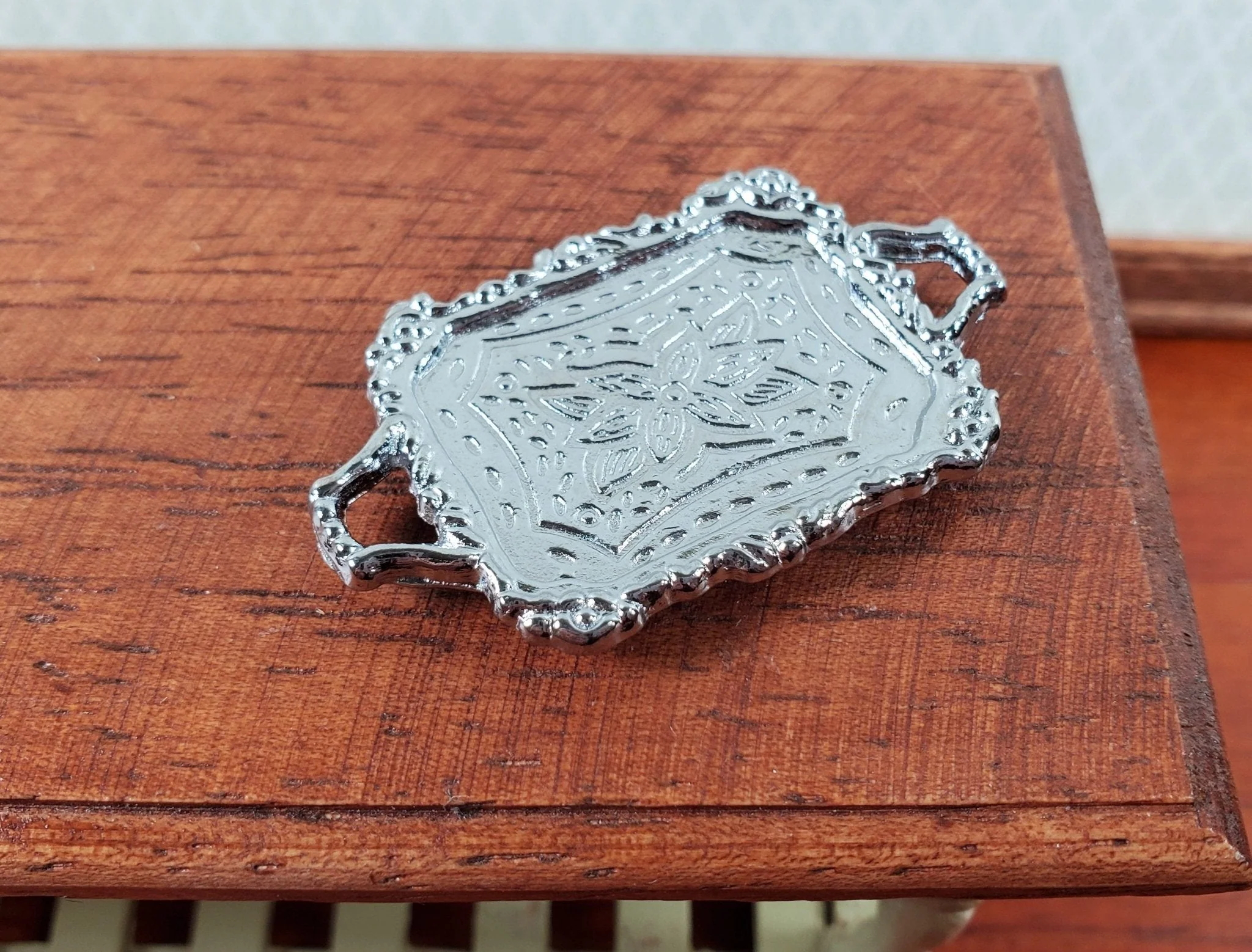 Dollhouse Tray Platter with Handles Silver Metal 1:12 Scale Miniature Accessory - Image 2