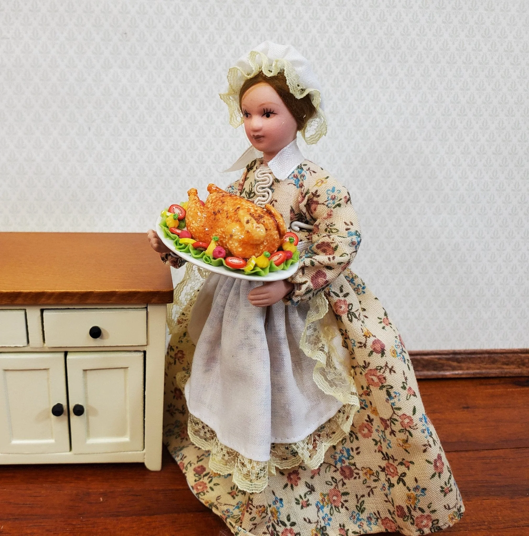 Dollhouse Turkey on Platter with Vegetables 1:12 Scale Miniature Food Kitchen - Image 3