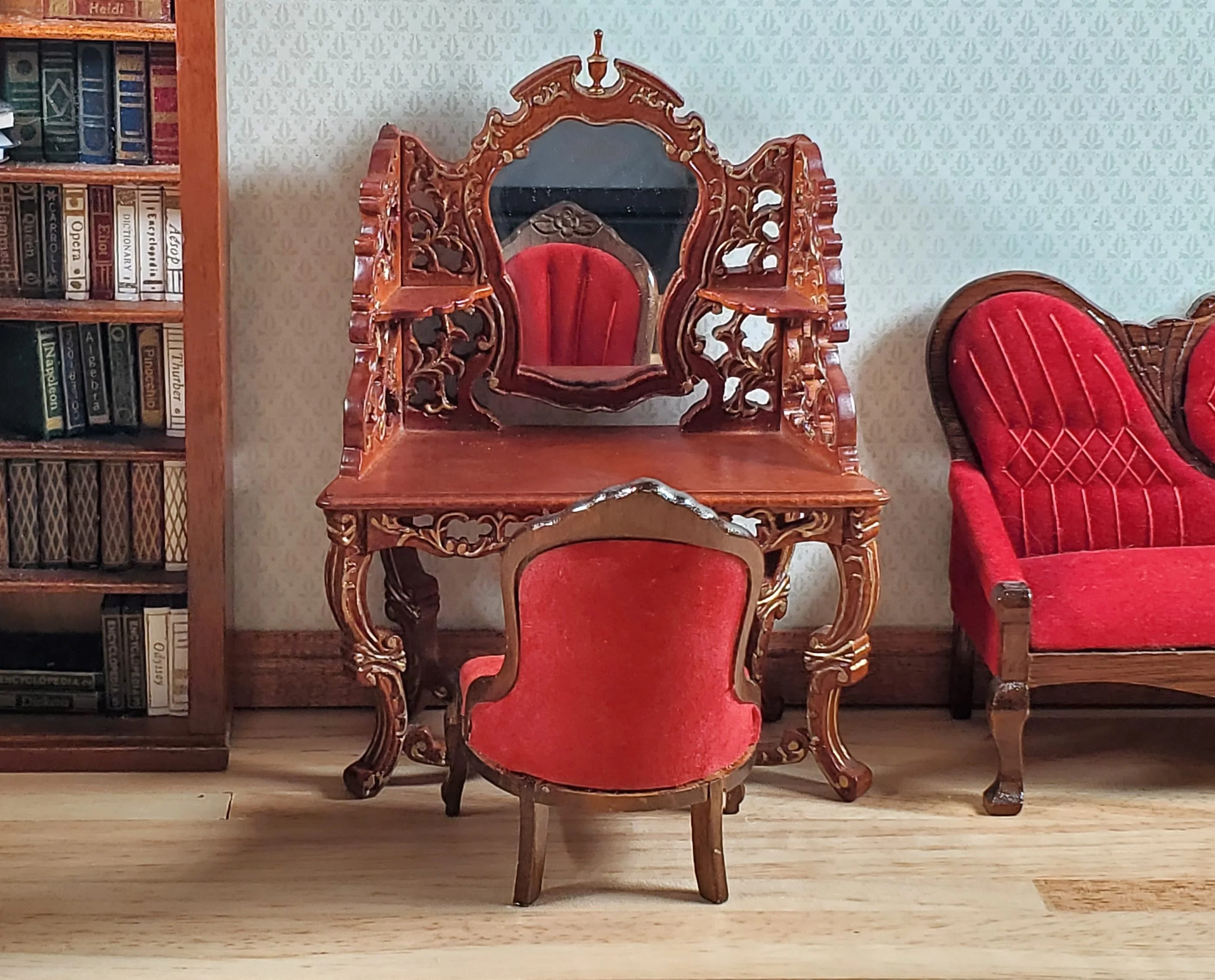Dollhouse Vanity Dressing Table Walnut Finish 1:12 Scale by Hansson Miniatures - Image 4