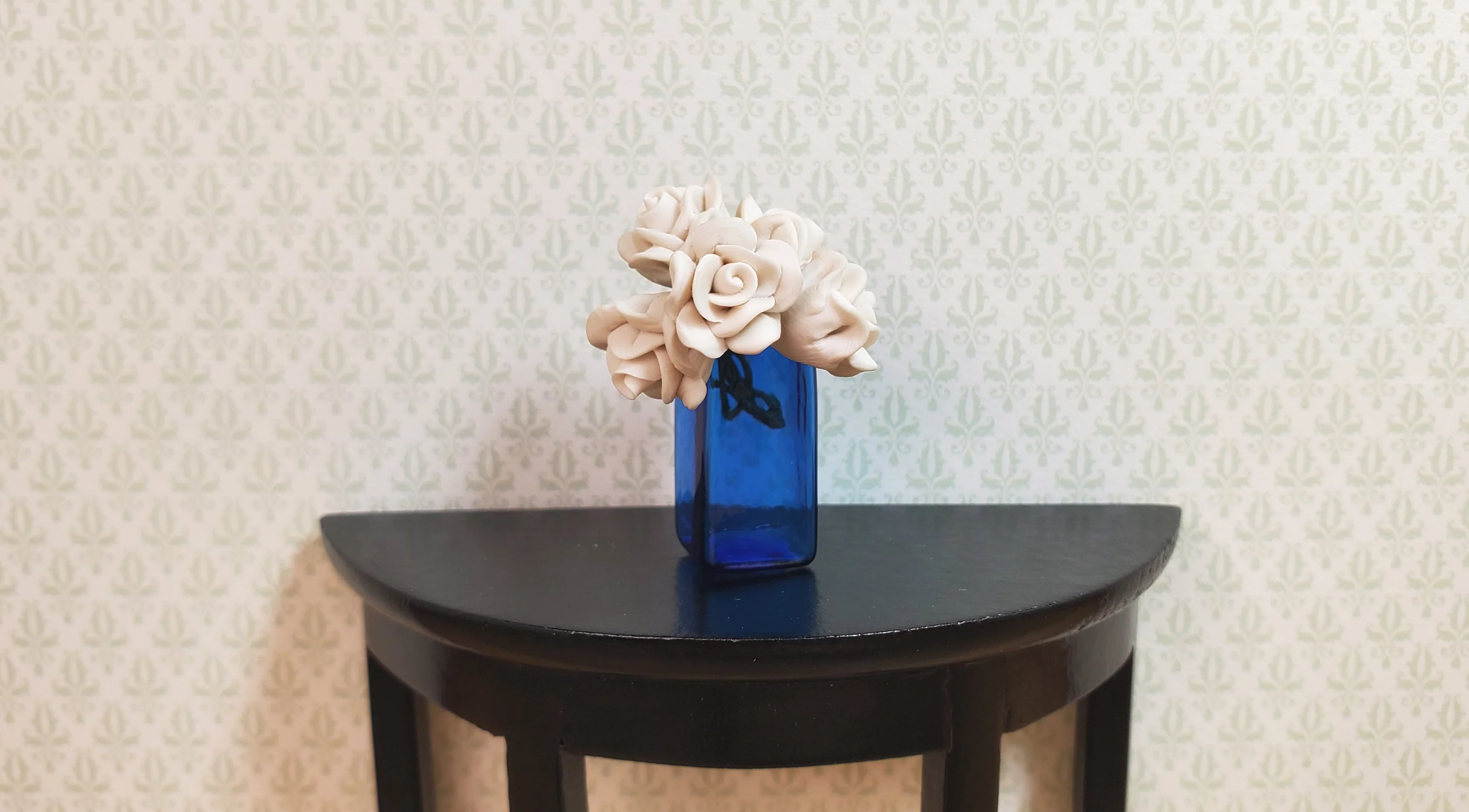 Dollhouse Vase Cobalt Blue Square Real Glass for Flowers 1:12 Scale Miniature - Image 2