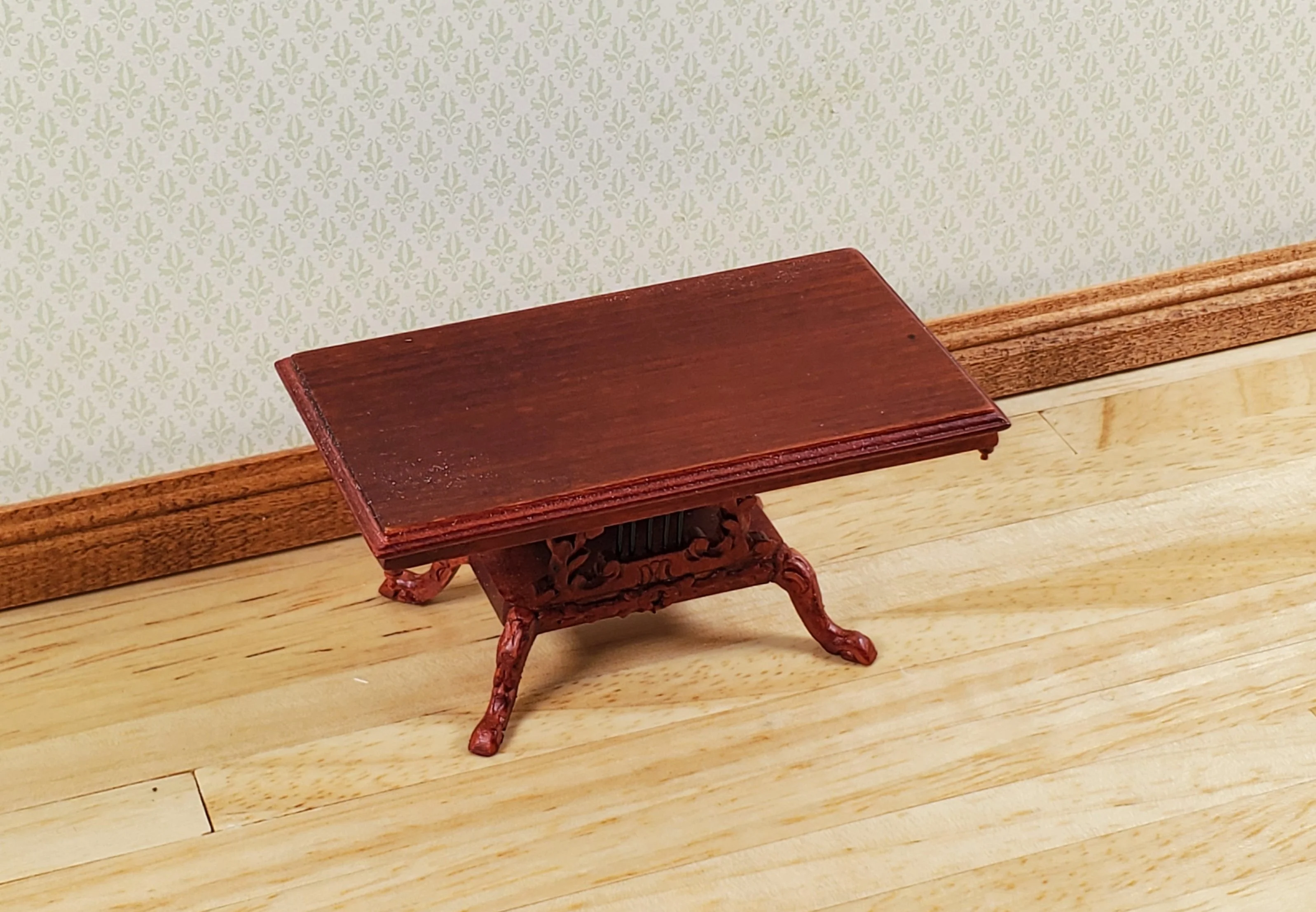 Dollhouse Vintage Coffee Table with Harp Detail 1:12 Scale by Hansson Miniatures - Image 2