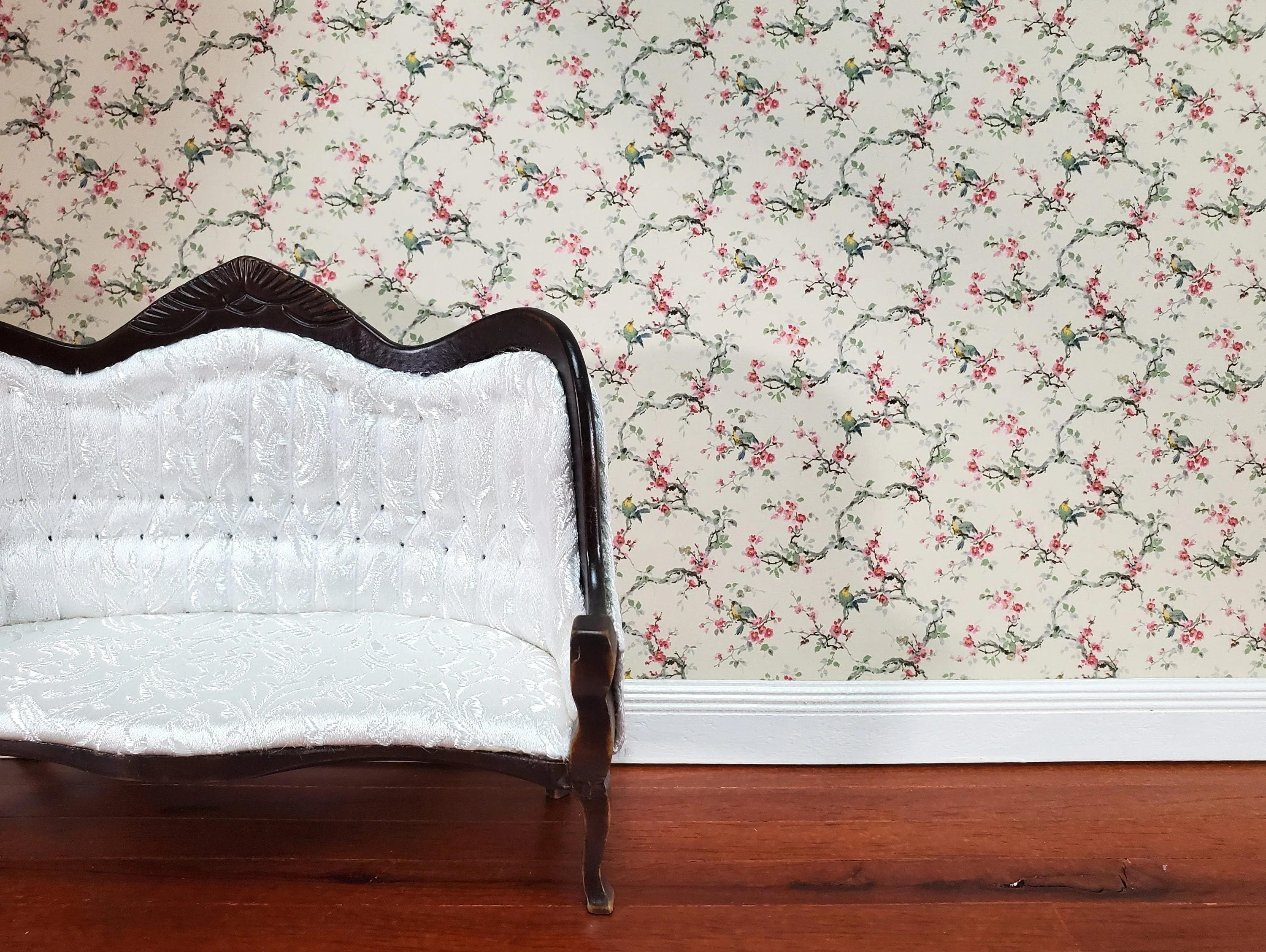 Dollhouse Wallpaper Vintage Songbirds Floral Bradbury & Bradbury 1:12 Scale - Image 2