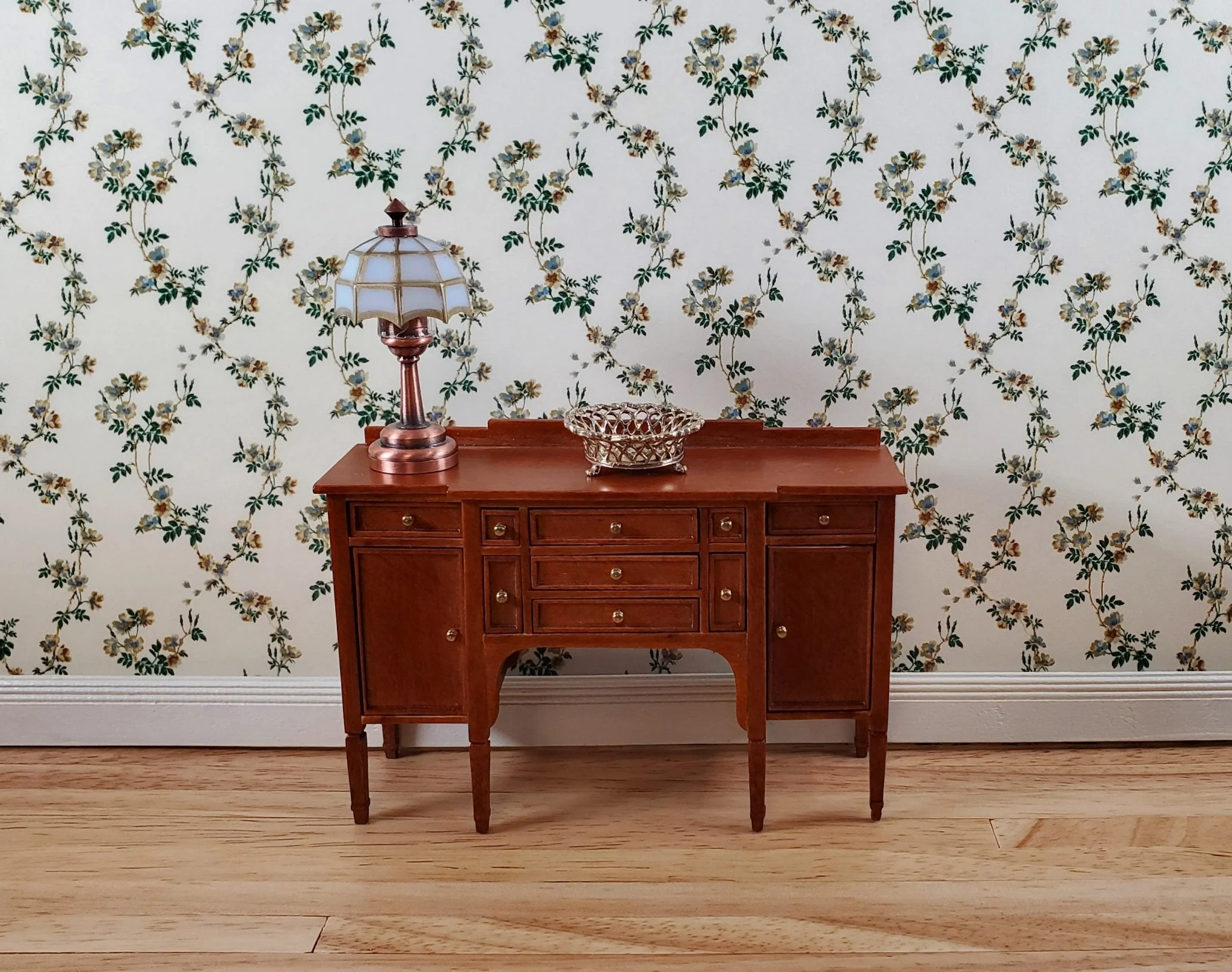 Dollhouse Wallpaper Vintage Twining Roses Bradbury & Bradbury 1:12 Scale - Image 3