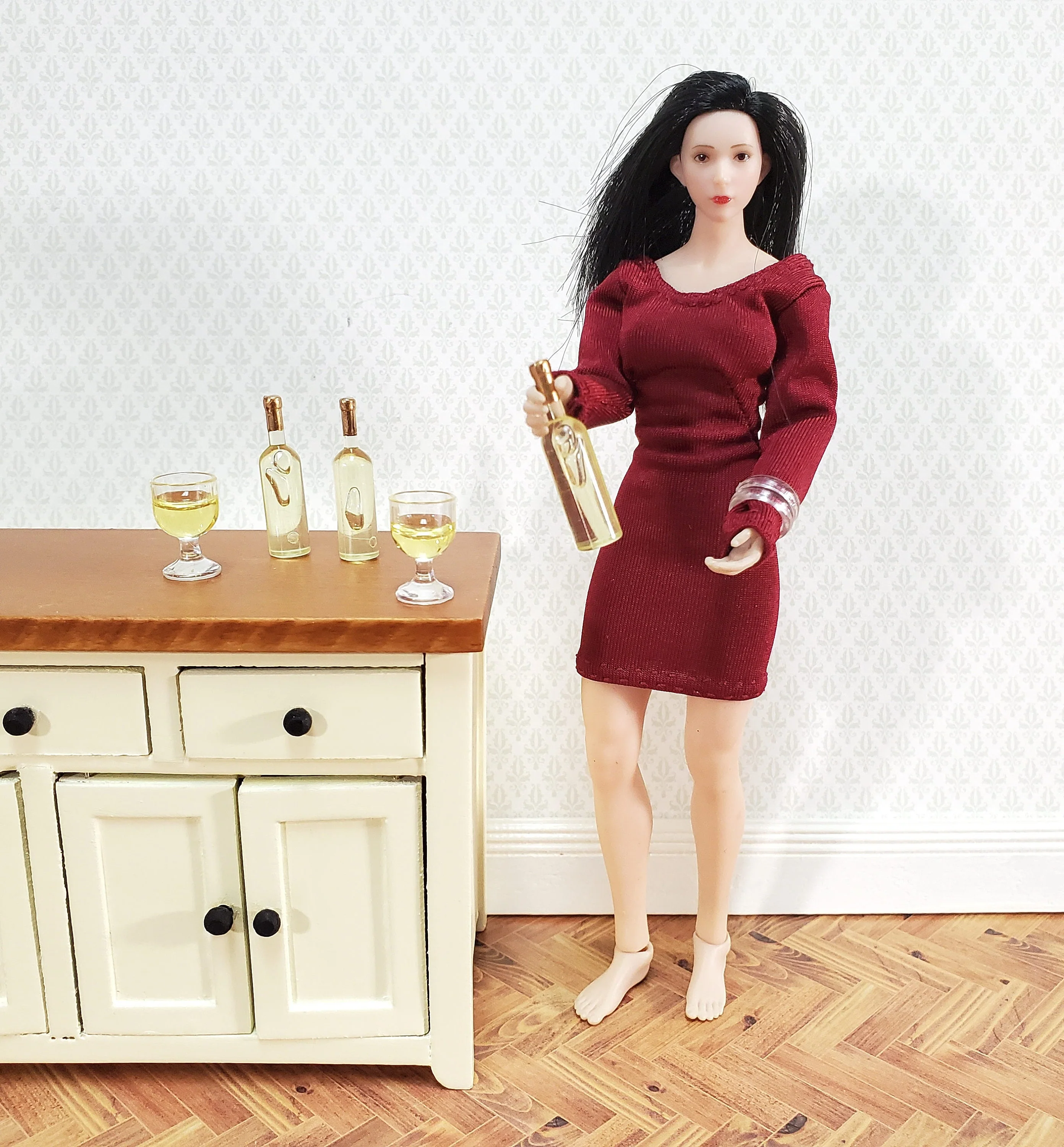 Dollhouse White Wine Bottles x3 Unlabeled Hudson River 1:12 Scale Miniatures - Image 3