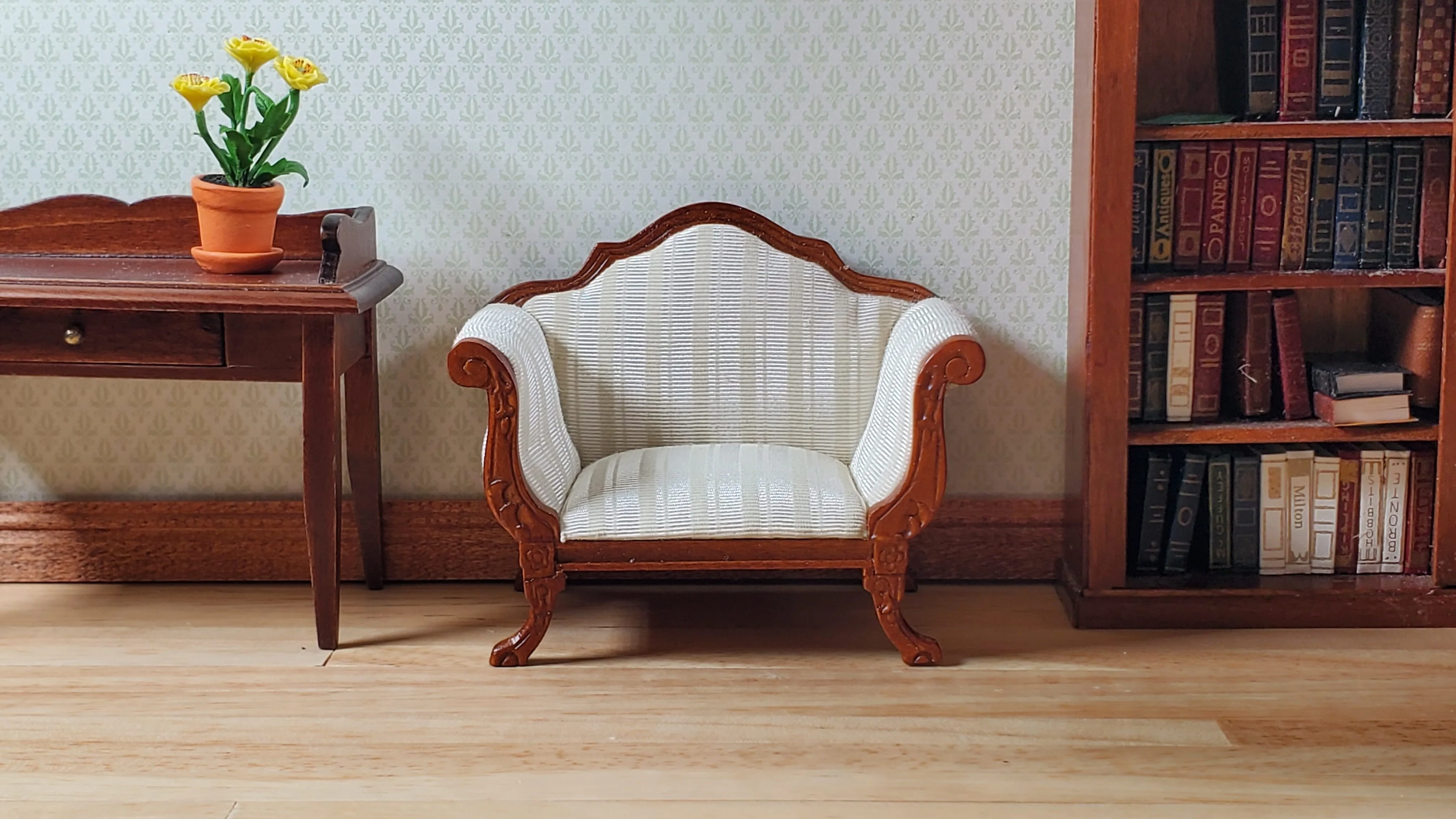 Dollhouse Wide Chair Victorian Cream Striped Fabric 1:12 Scale Furniture Hansson - Image 3