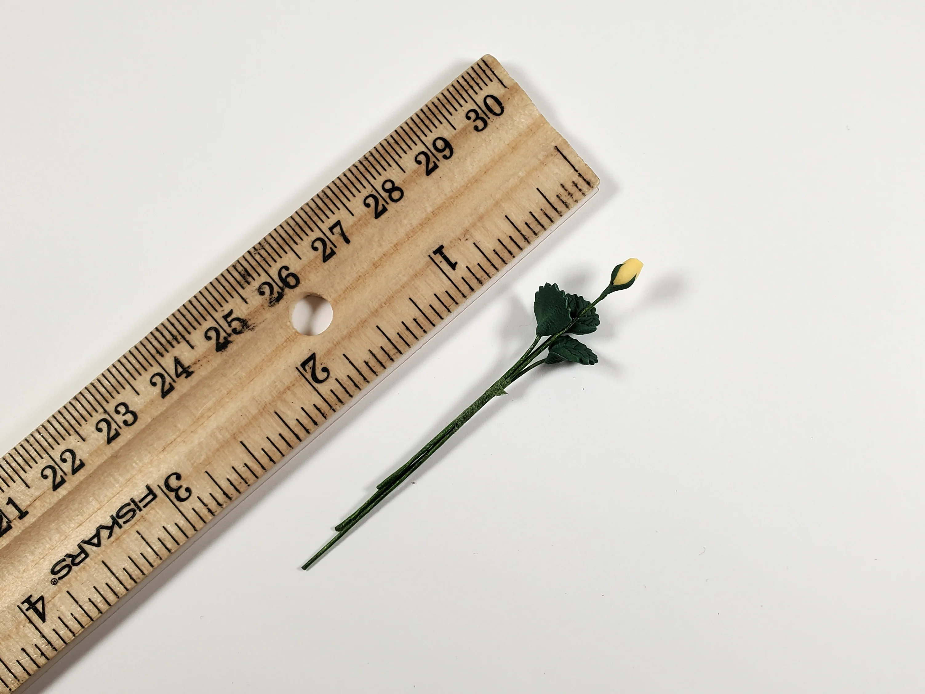 Dollhouse Yellow Rose Bud Single Stem with Foliage 1:12 Scale Miniature - Image 3