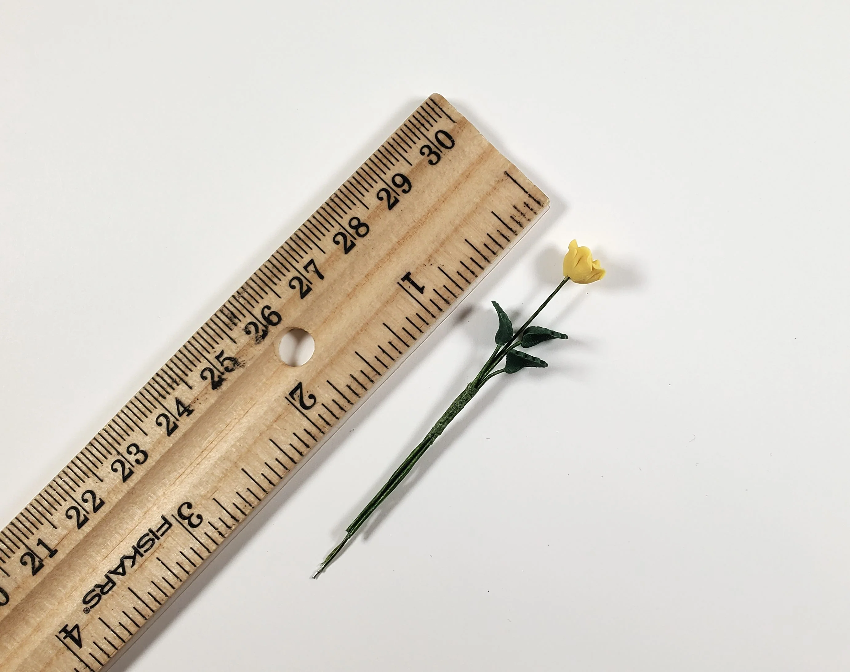 Dollhouse Yellow Rose Single Stem with Foliage 1:12 Scale Miniature - Image 3