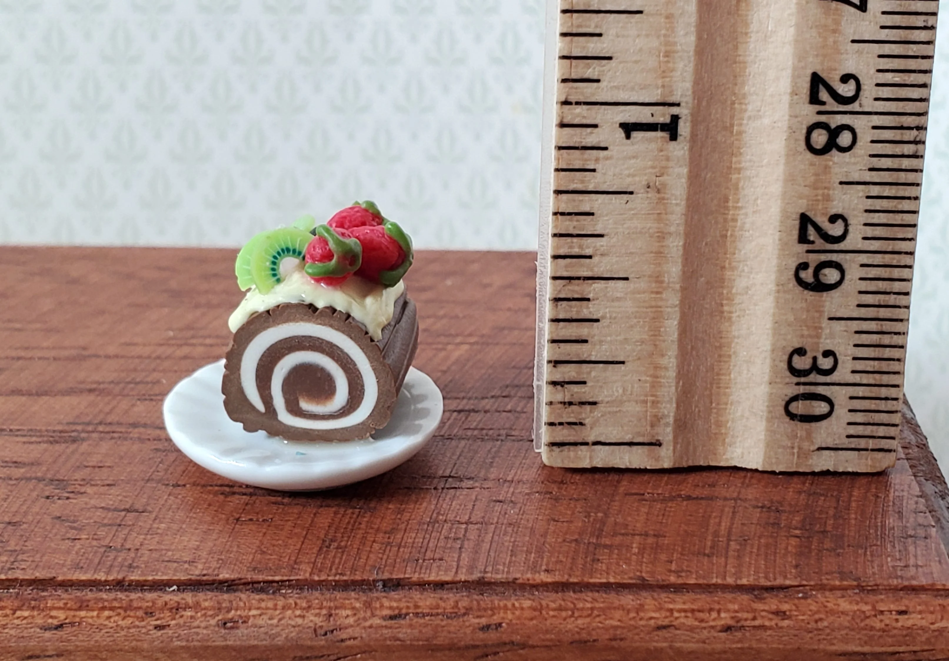 Dollhouse Yule Log Christmas Cake on Plate 1:12 Scale Miniature Dessert Food - Image 4