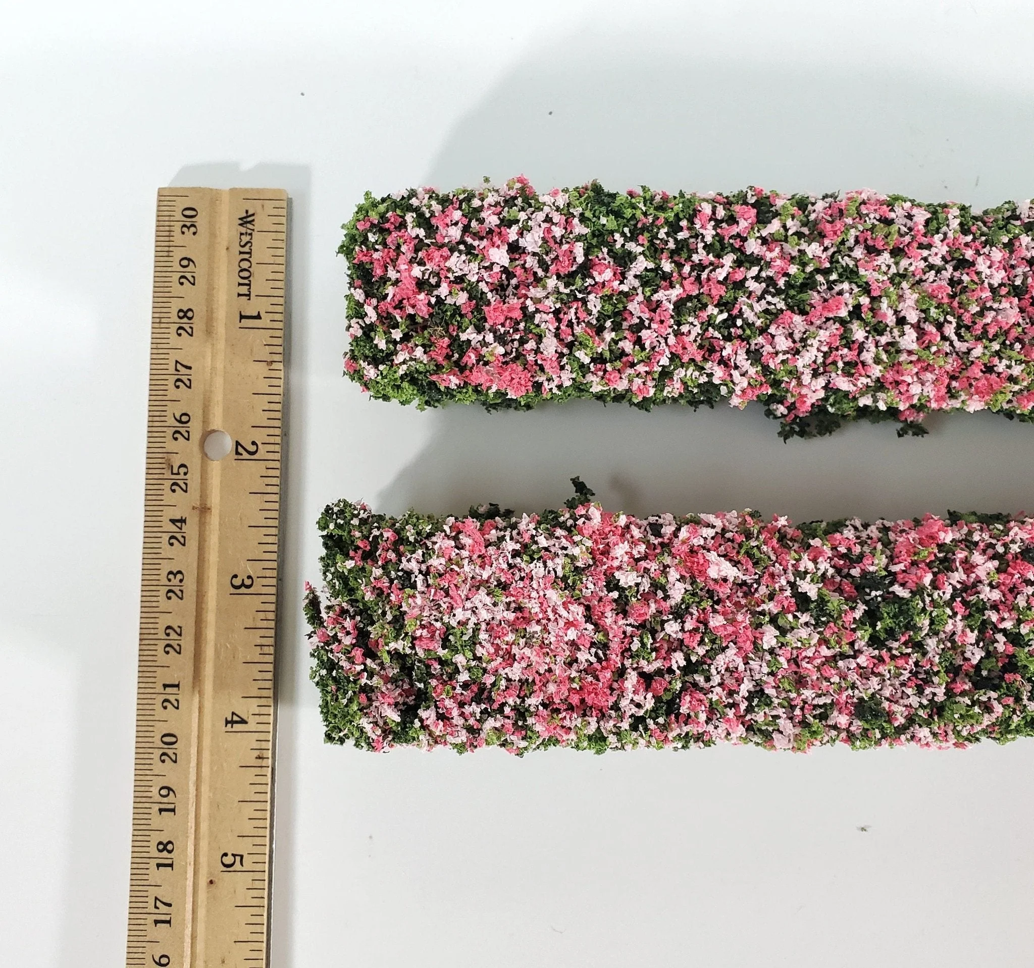 Flowering Hedge Pink & Green Model RR Dioramas Dollhouses Scenery - Image 5