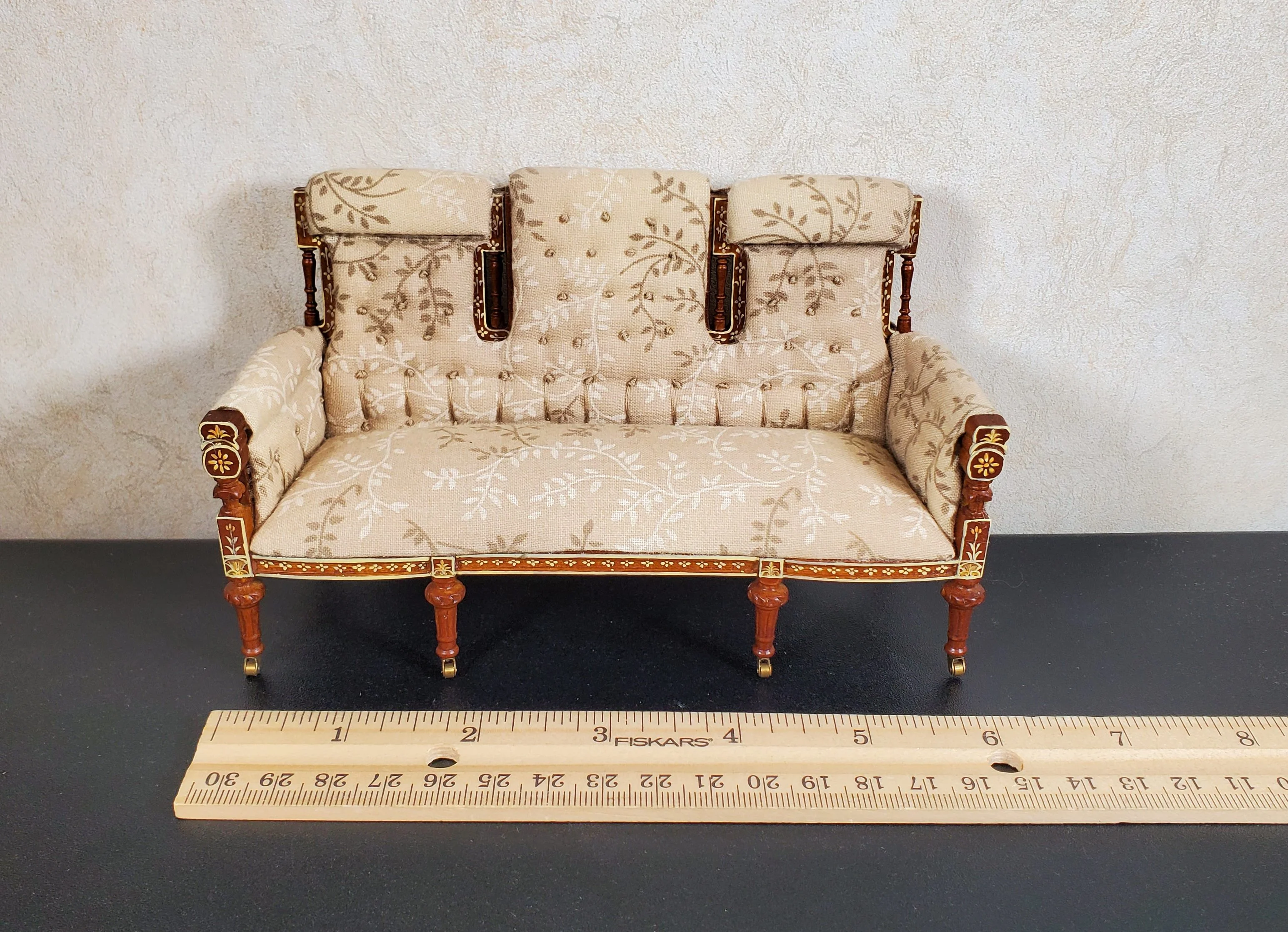 JBM Dollhouse Settee Sofa 18th Century French Style 1:12 Scale Miniature Furniture Couch - Image 4