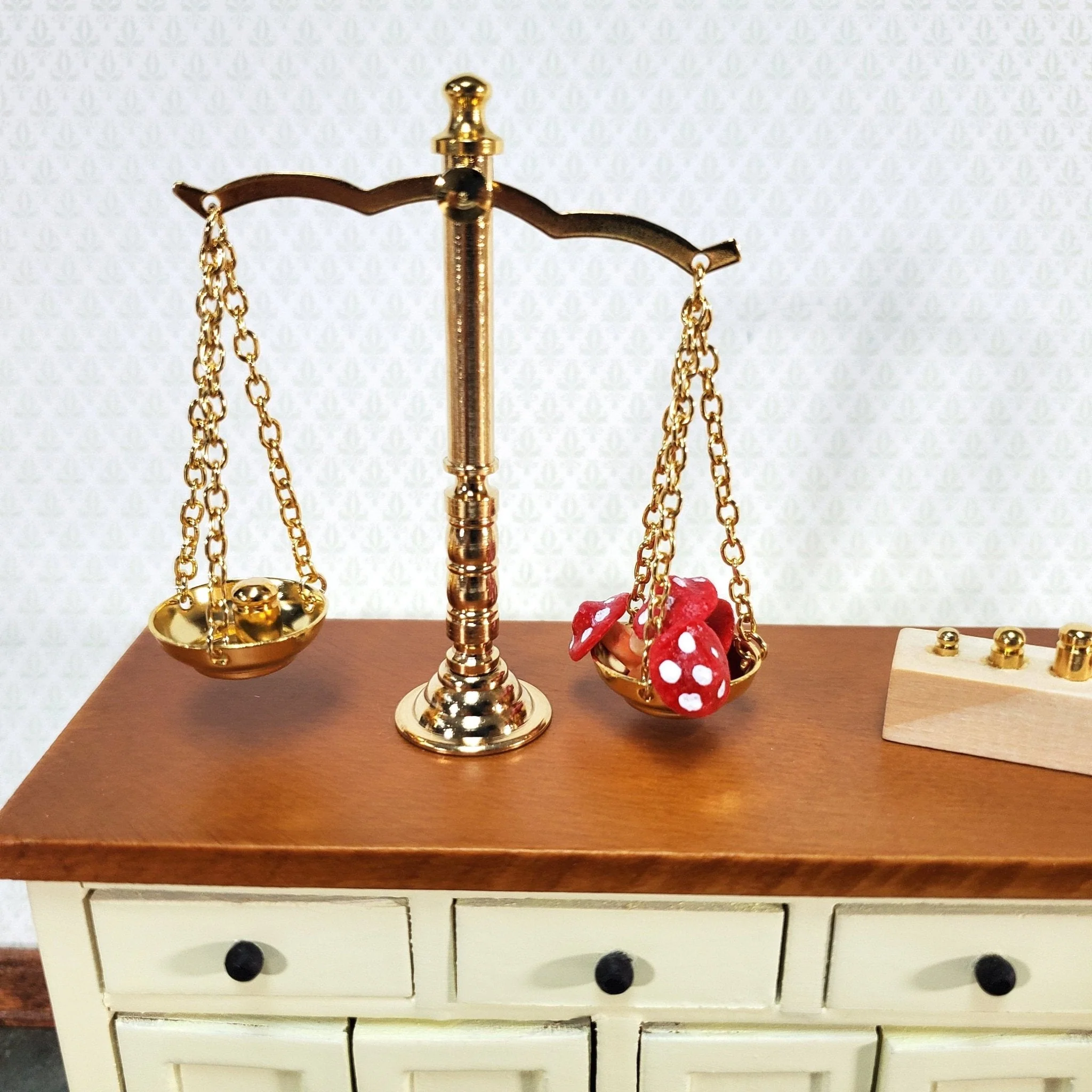 Large Miniature Scales with Weights Pharmacy Apothecary Working Reutter - Image 2