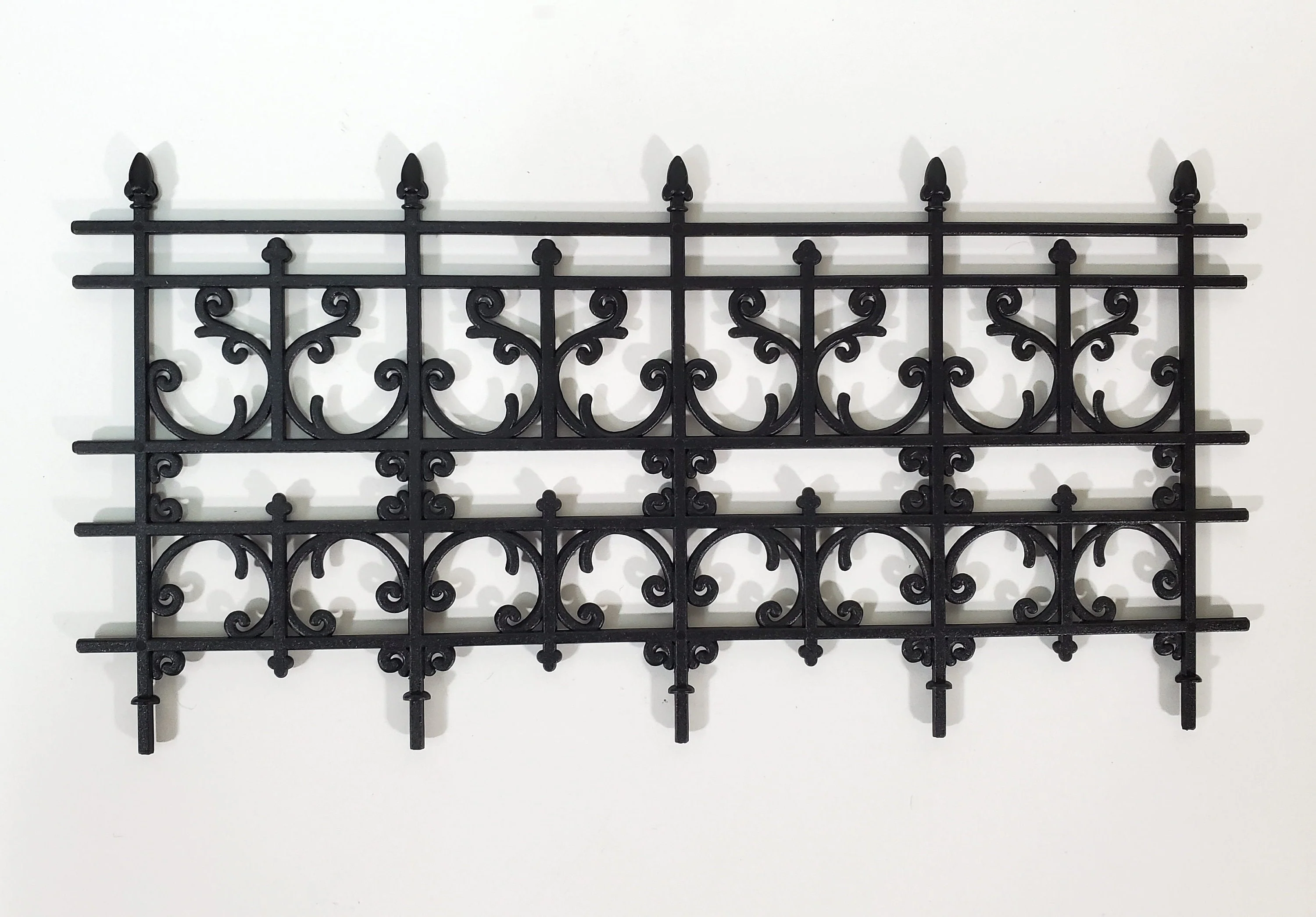 Miniature 4 Piece Fence Kit Black Victorian Georgian Style 1:12 Scale Dollhouse - Image 4