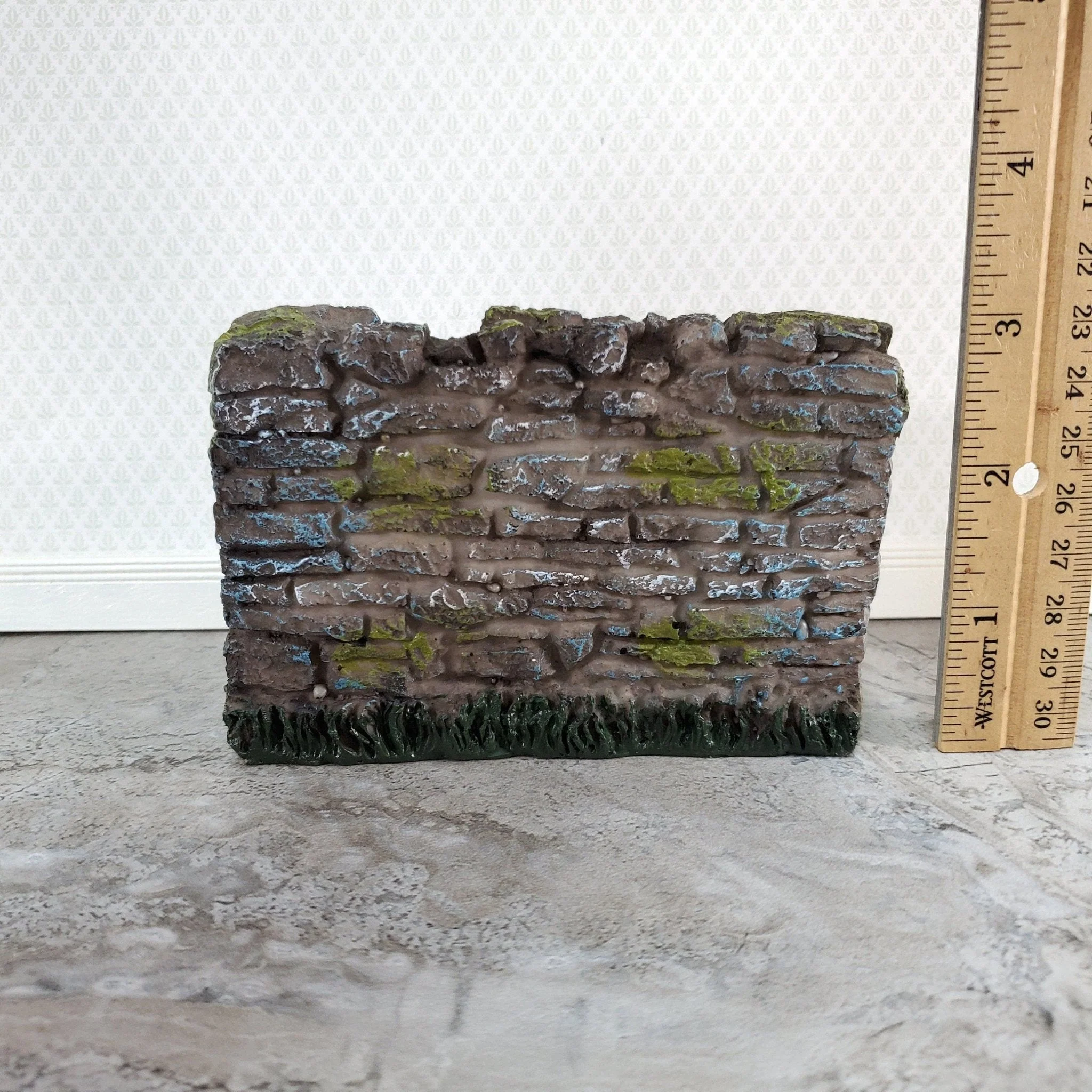 Miniature Aged Stone Wall for Garden 1:12 Scale Scenery 4.5" x 3" Resin - Image 4