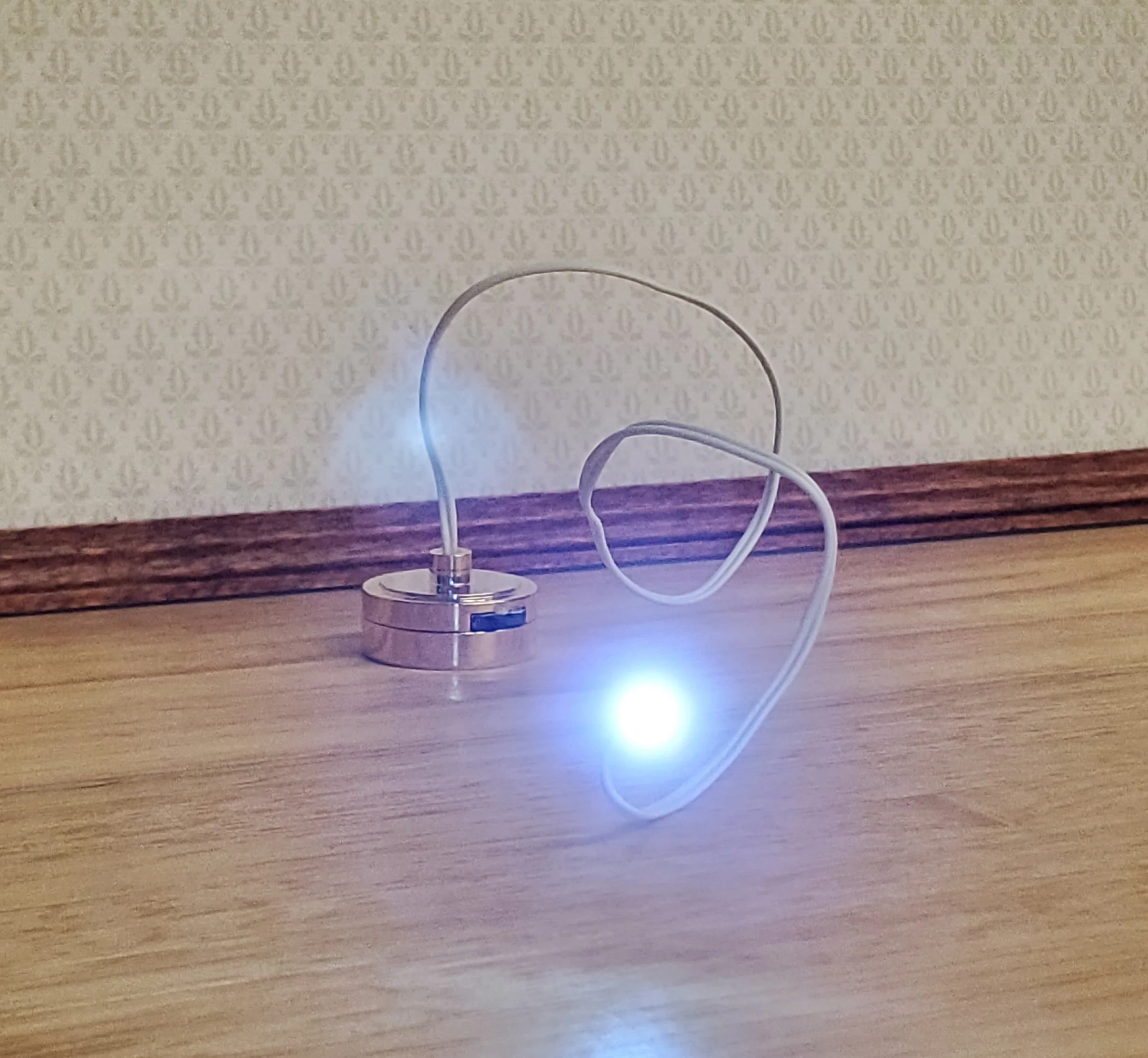Miniature Battery Light Bulb on String Bright White Light Fairy Light Dollhouses - Image 2
