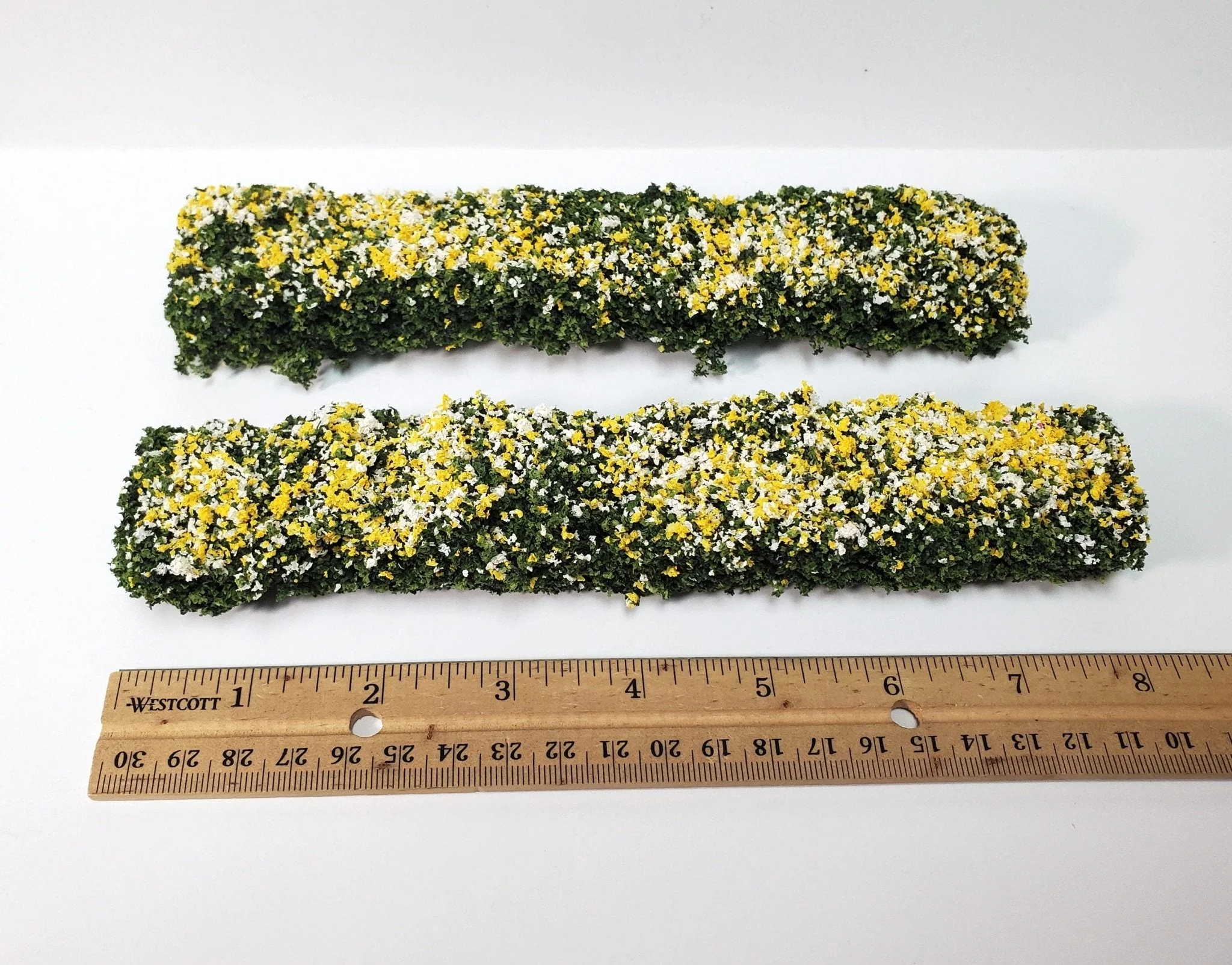 Miniature Flowering Hedge Yellow & Green Model RR Dioramas Dollhouses Scenery - Image 3