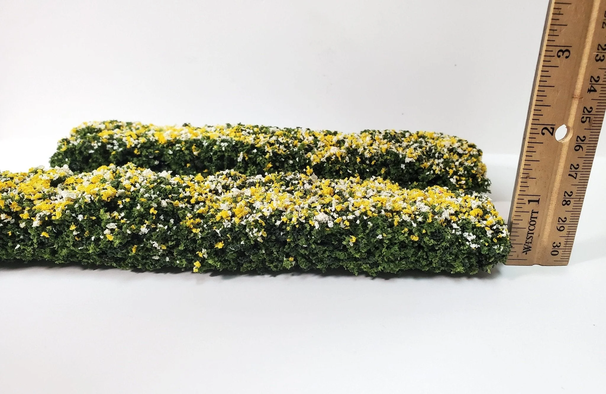 Miniature Flowering Hedge Yellow & Green Model RR Dioramas Dollhouses Scenery - Image 4