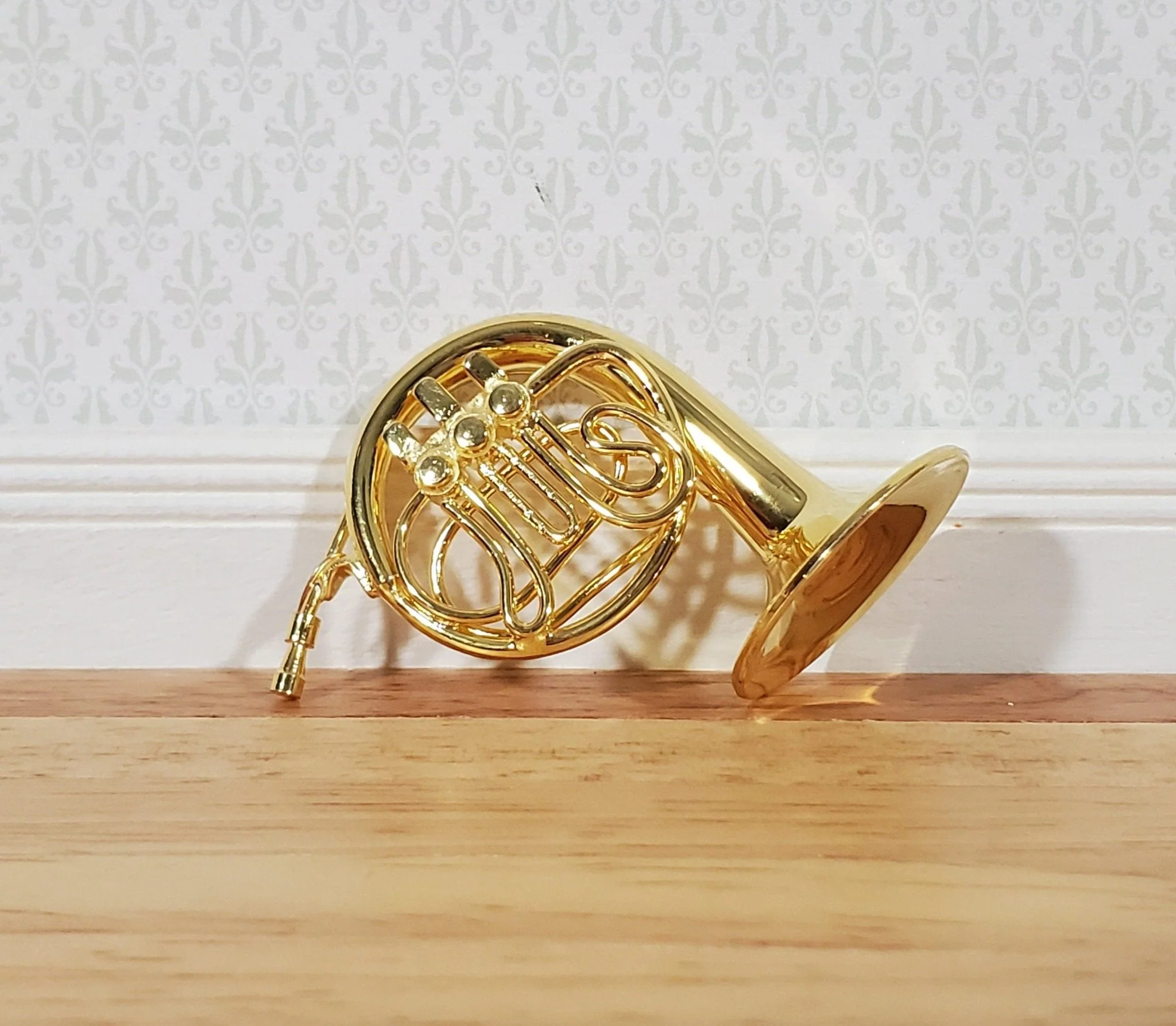 Miniature French Horn Gold Brass Metal Instrument with Case 1:12 Scale Dollhouse Prop - Image 3