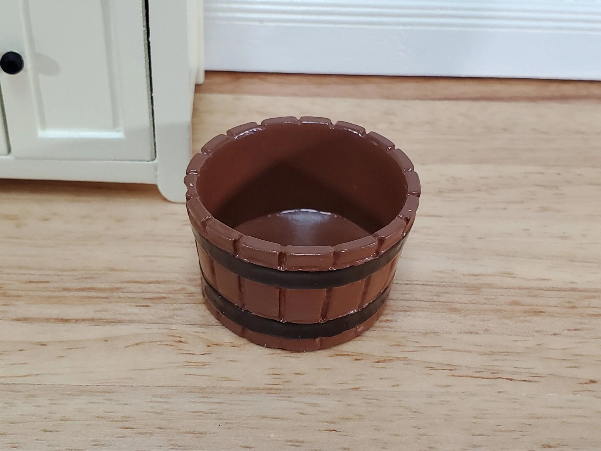 Miniature Half Barrel Empty for Planter or Garden Decor 1:12 Scale Dollhouse - Image 2