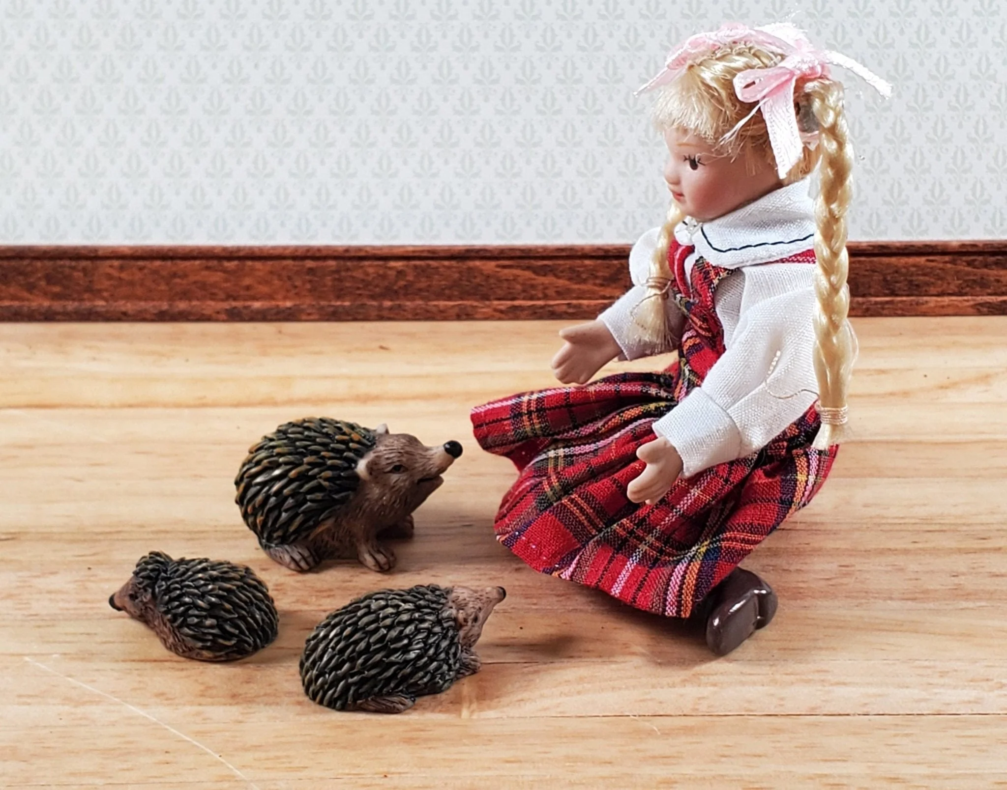 Miniature Hedgehogs Family of 3 Brown Fairy Garden Dollhouse Pets - Image 3