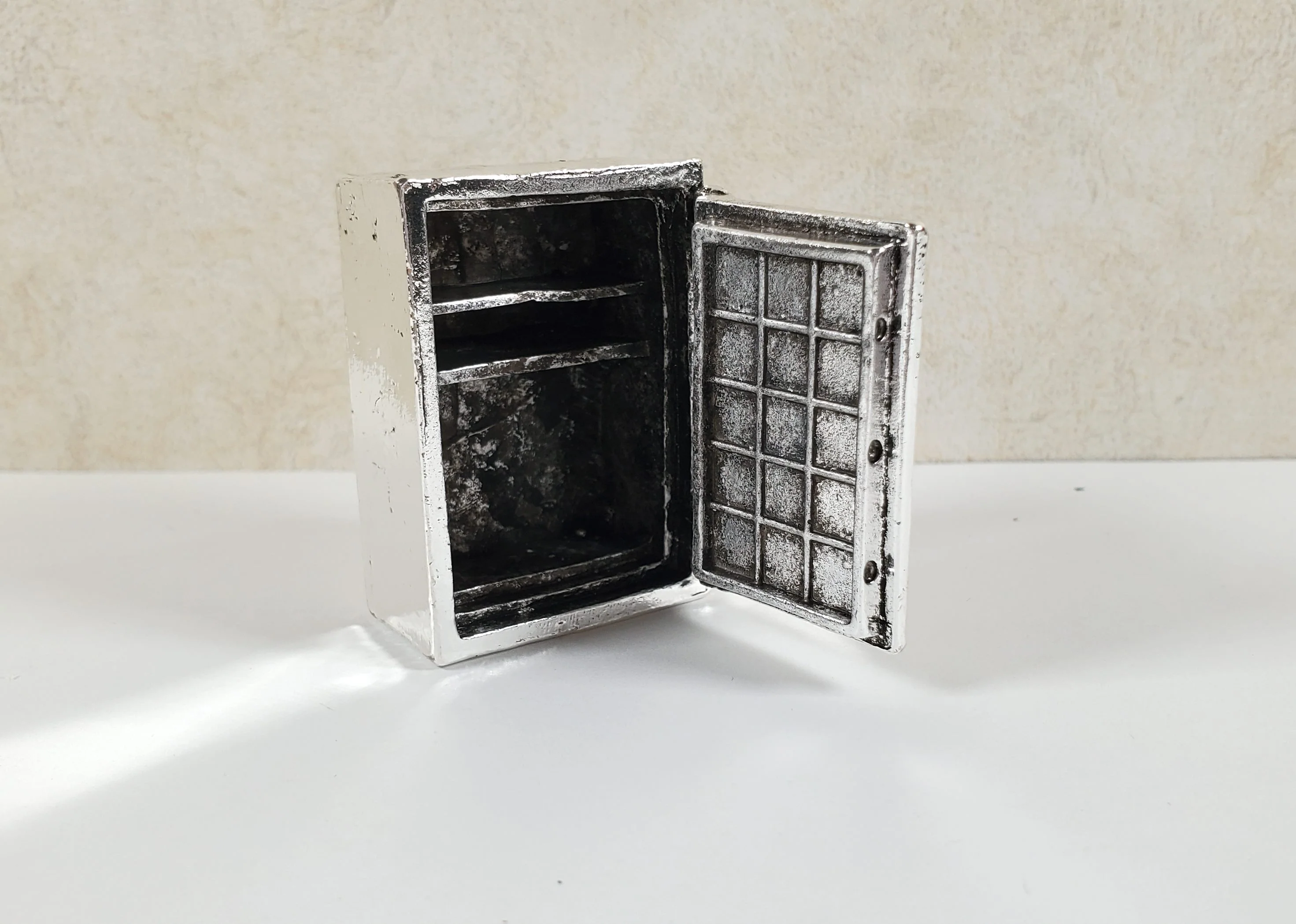 Miniature Metal Safe Tiny Prop (non working) Silver Door Opens 1:12 Scale - Image 2
