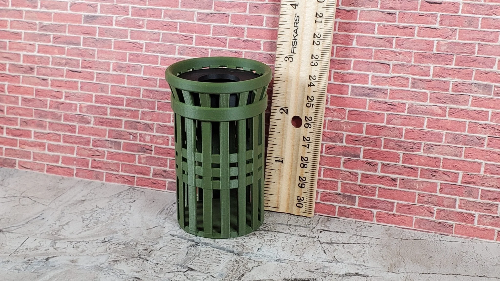 Miniature Parks Garbage Can Green 1:12 Scale Prop Models Diorama Action Figures - Image 5