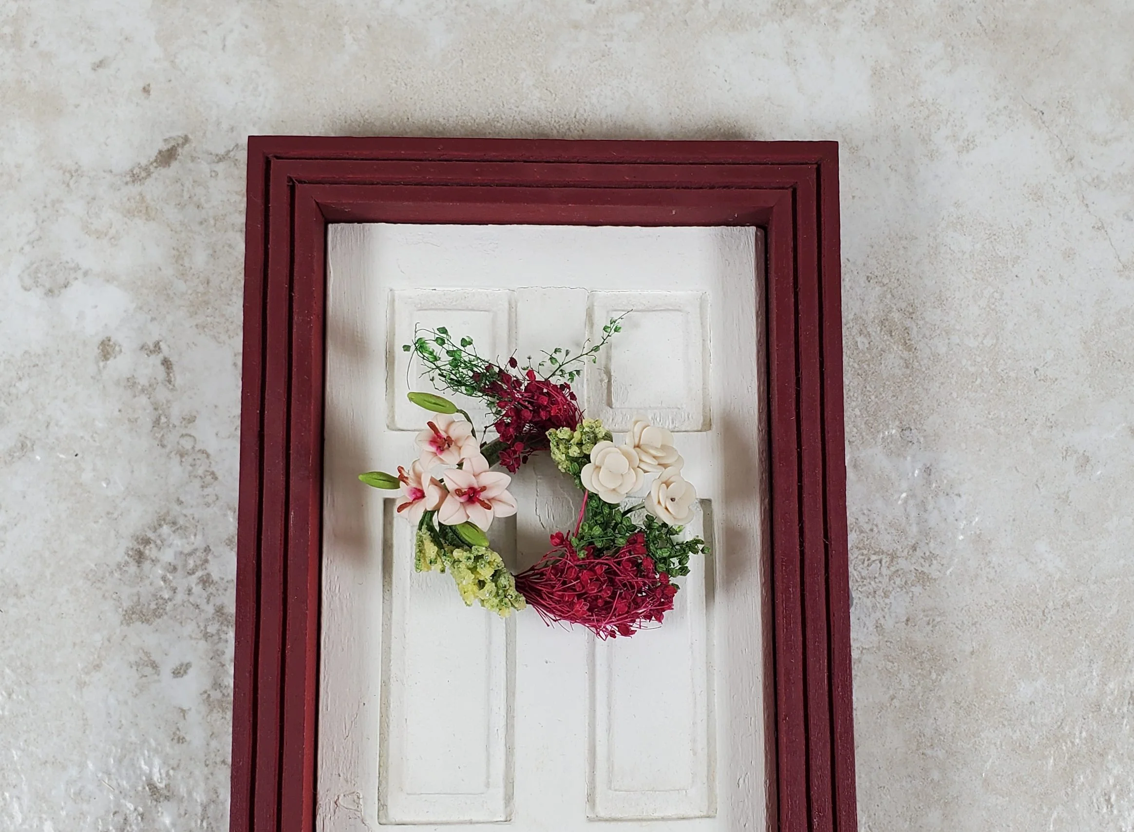 Miniature Pink & White Floral Wreath with Dried Flowers 1:12 Scale Miniature - Image 2