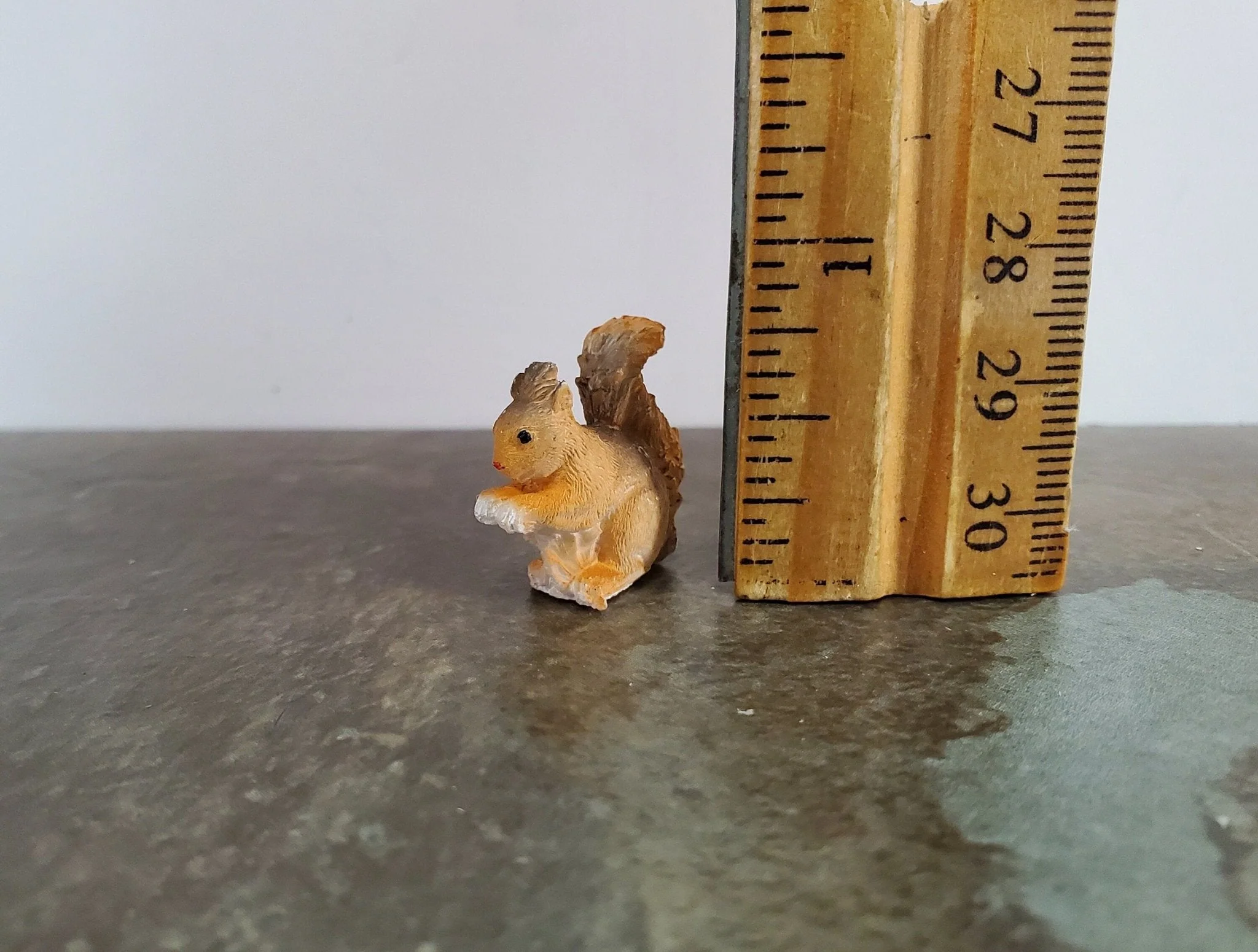 Miniature Squirrel Large 1:12 Scale Dollhouse - Image 3
