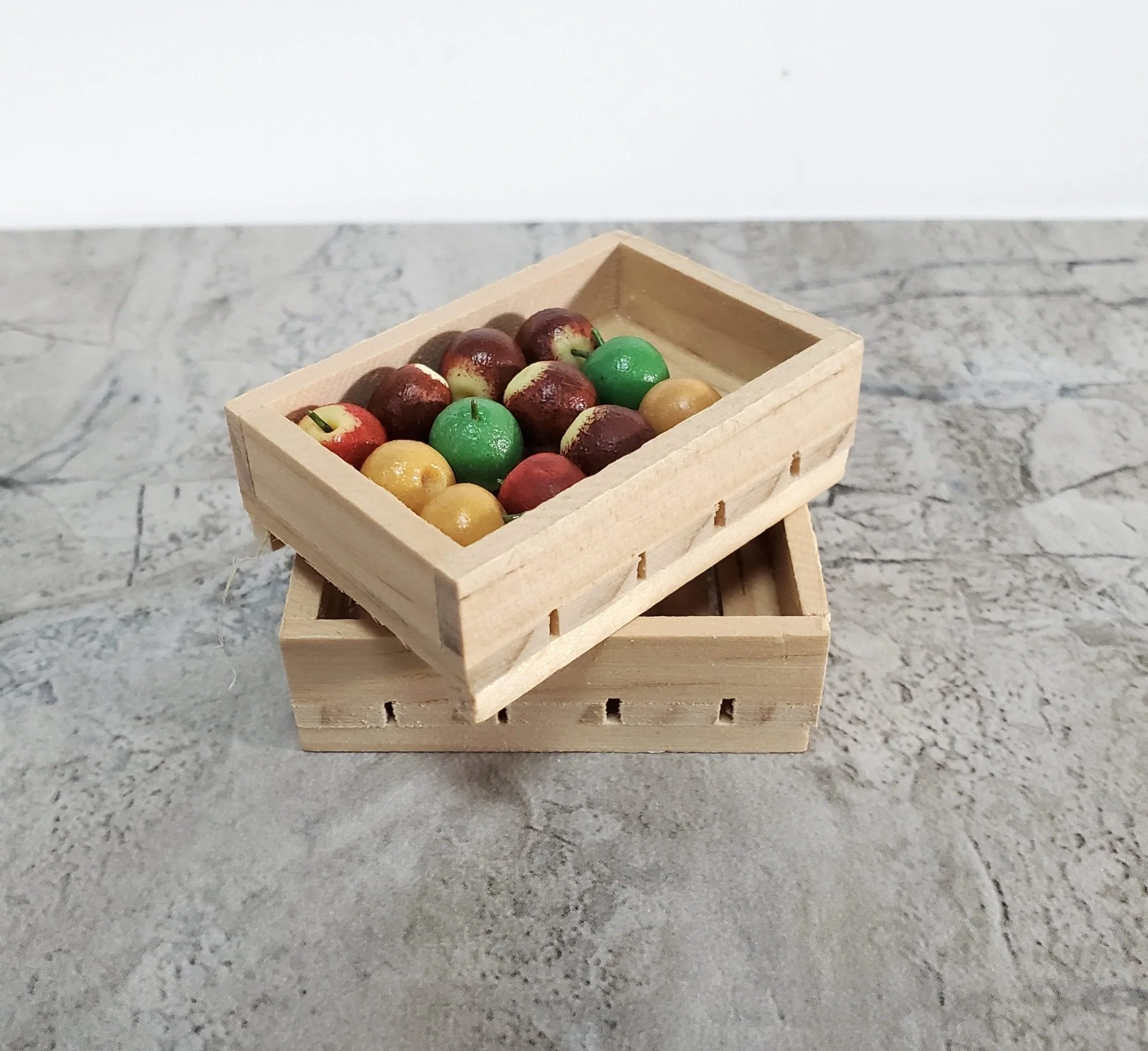 Miniature Wood Crates for Fruits or Vegetables x2 Small 1:12 Scale Dollhouse - Image 4