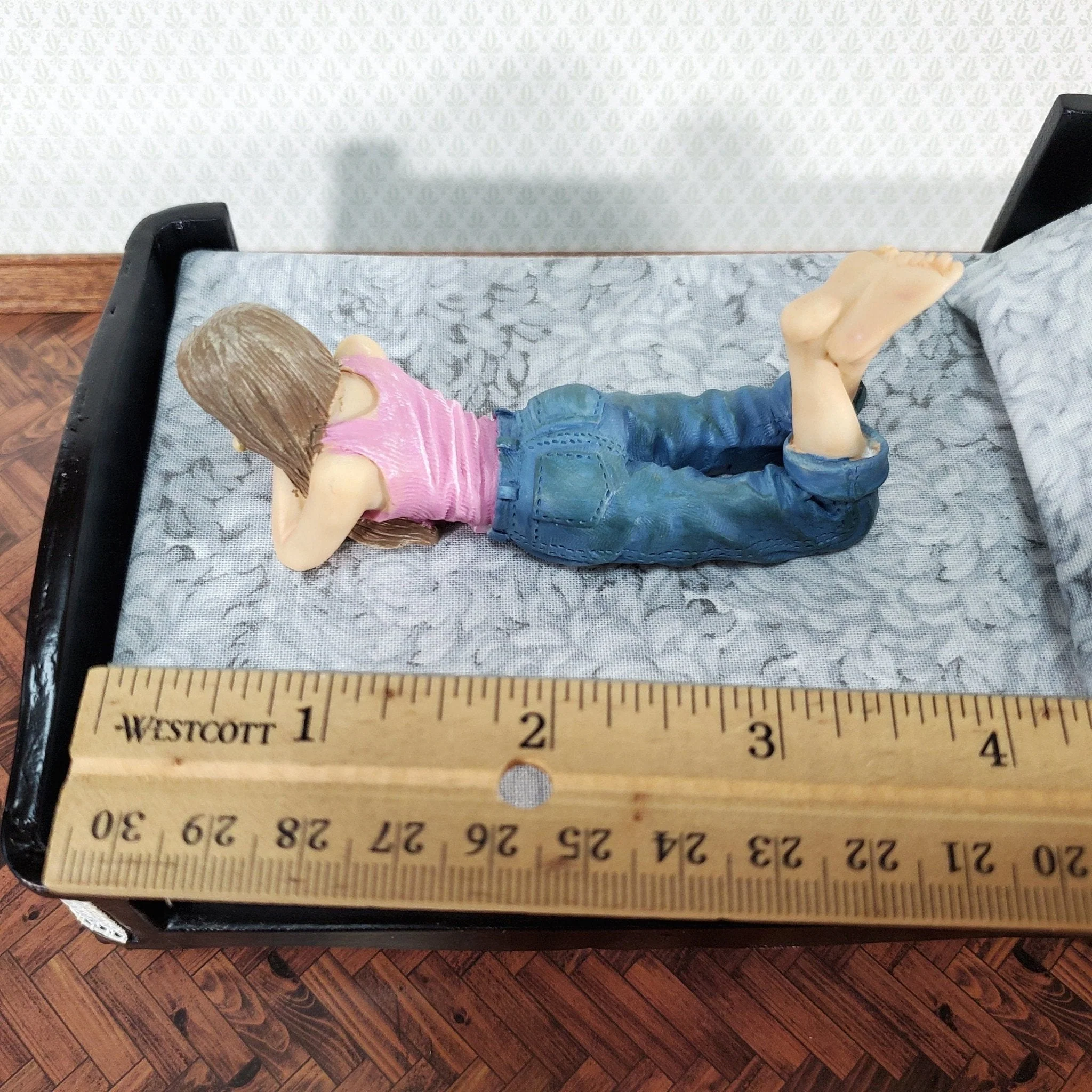 Modern Dollhouse Doll Teenager Teen Girl Daughter Resin Laying Down 1:12 Scale Family - Image 4