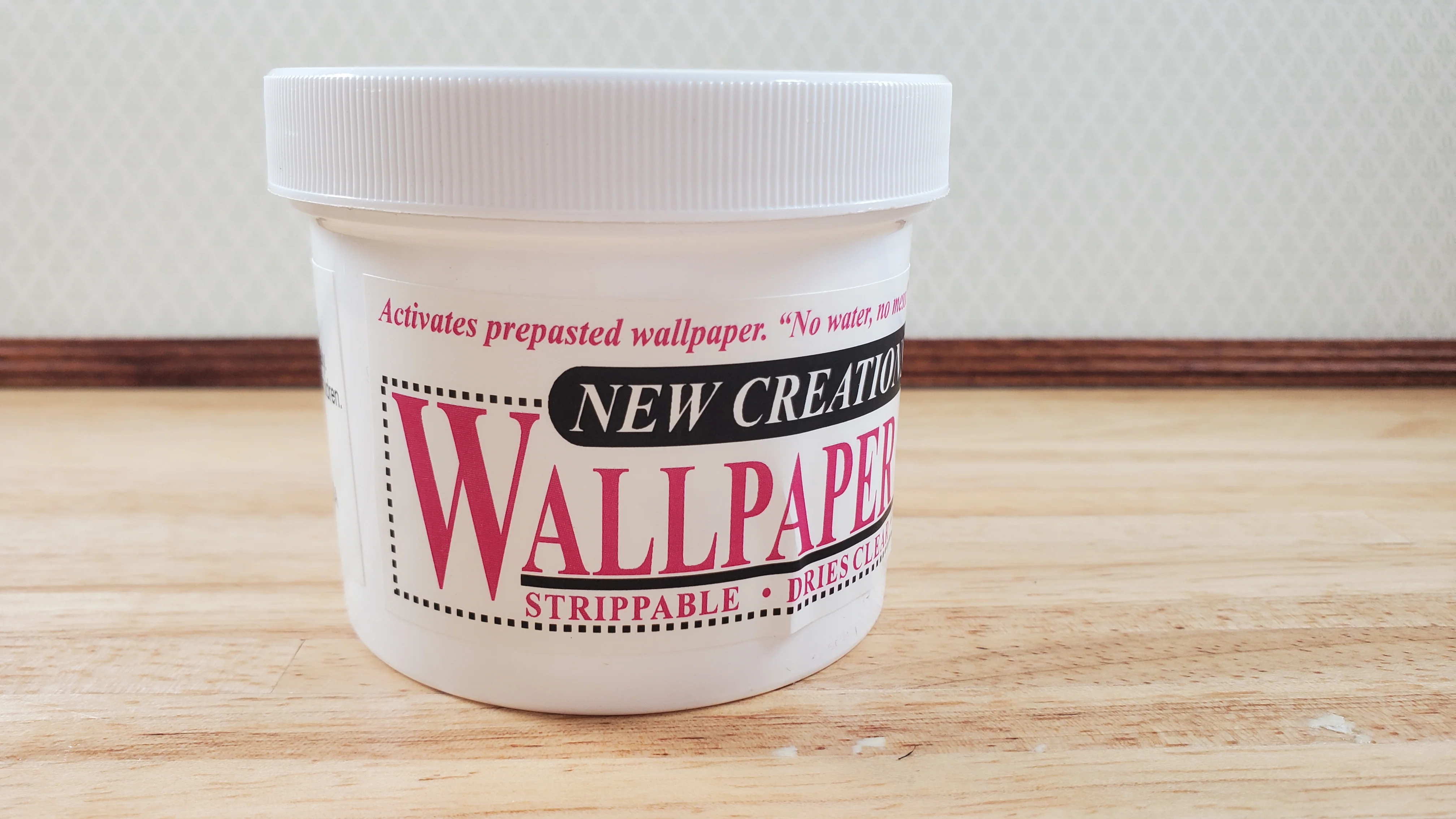 New Creations Dollhouse Wallpaper Paste Gel 5 oz Dries Clear - Image 6