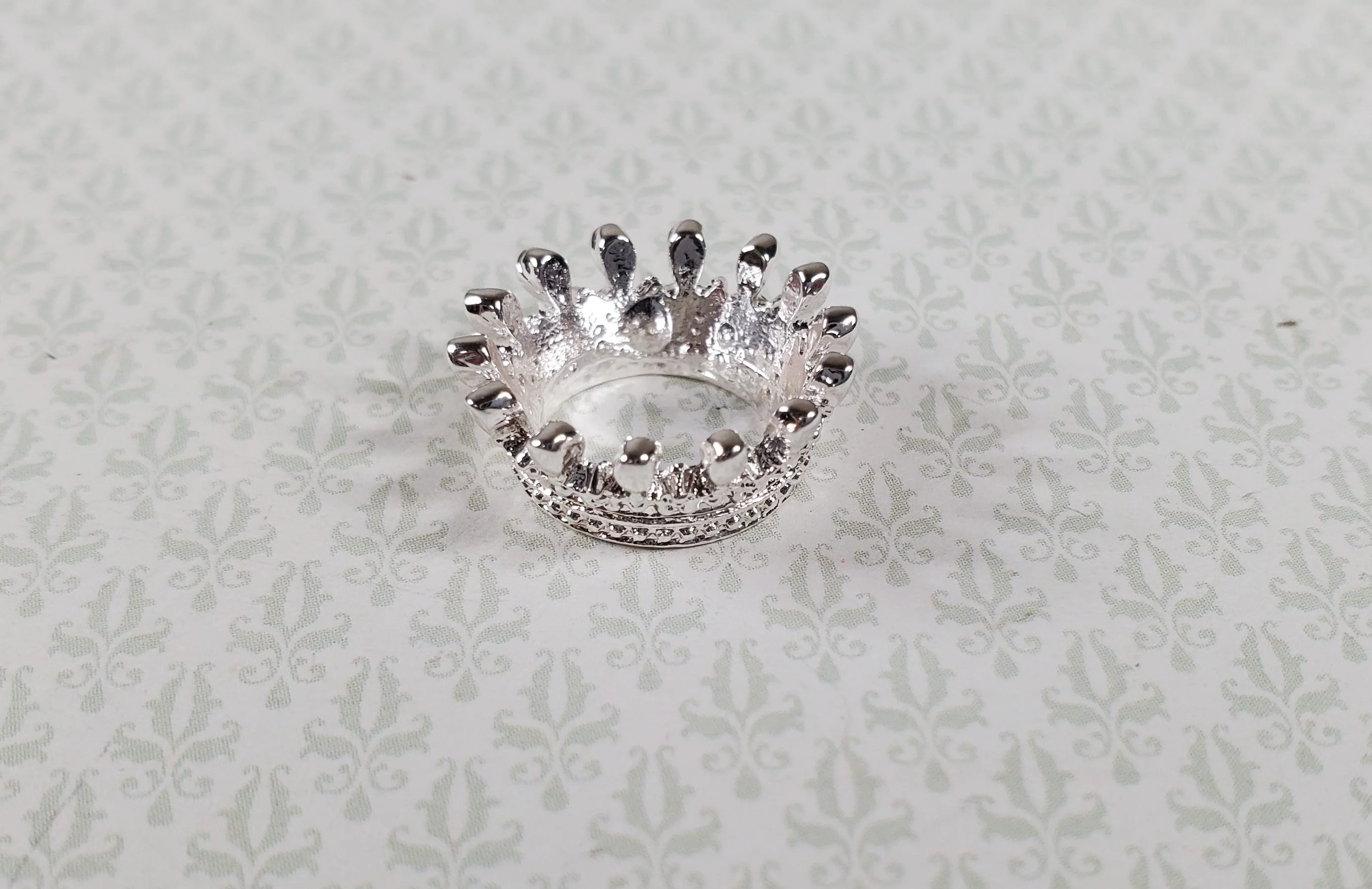 Regal Miniature Silver King's Crown Metal Dollhouse 7/16" Head Opening - Image 2